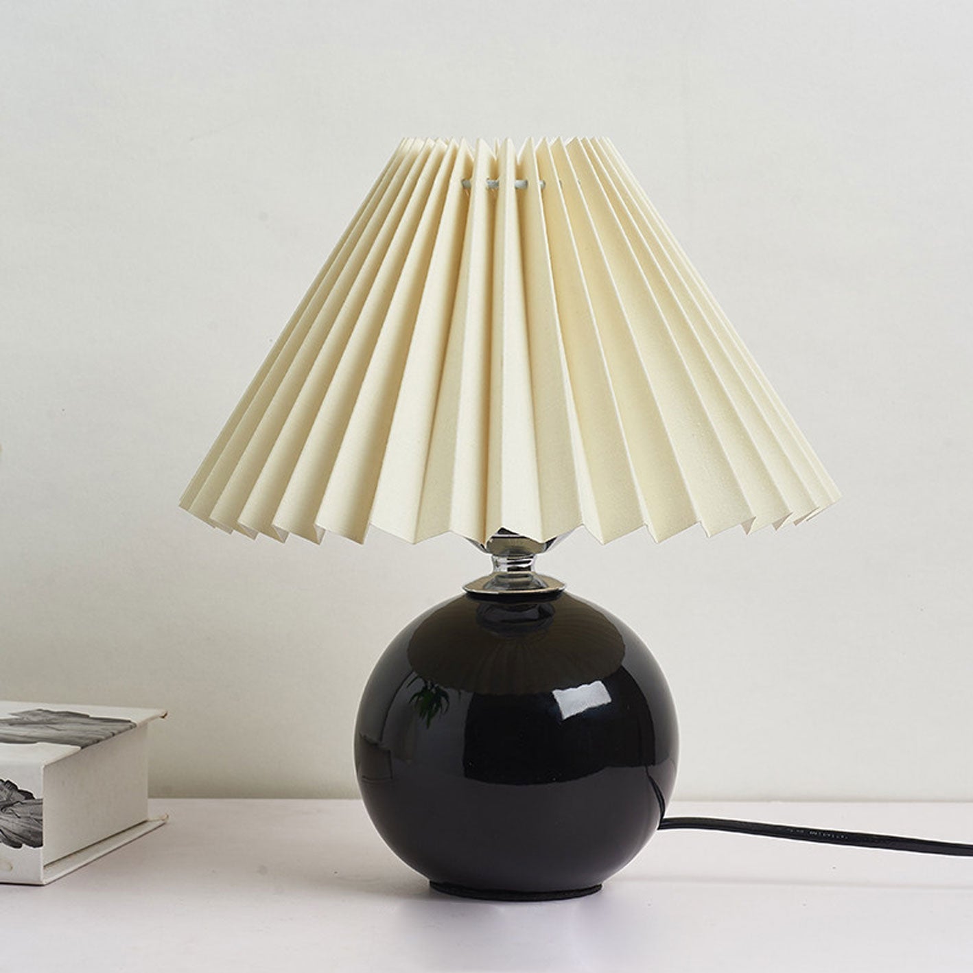 Lampe de table plissée Haionoris