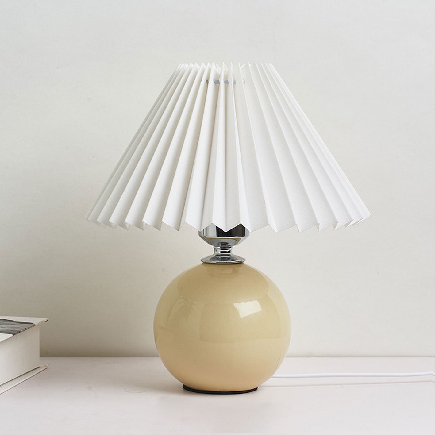 Lampe de table plissée Haionoris