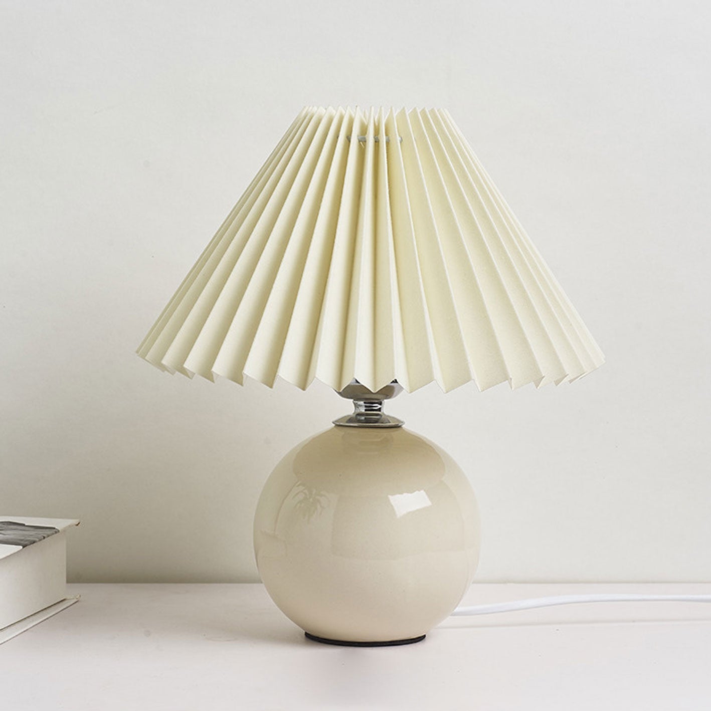 Lampe de table plissée Haionoris