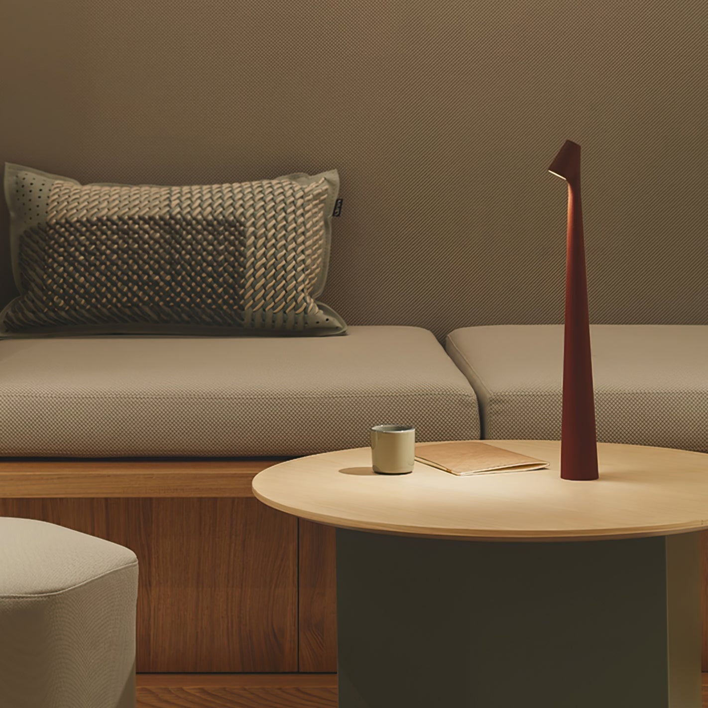 Lampe de table fine Seion
