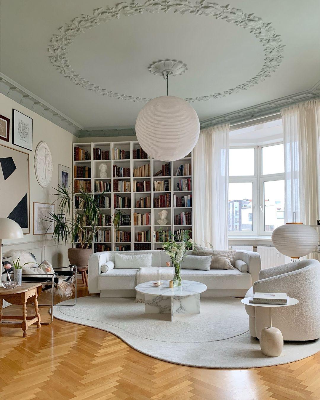 Suspension globe Seldorovia