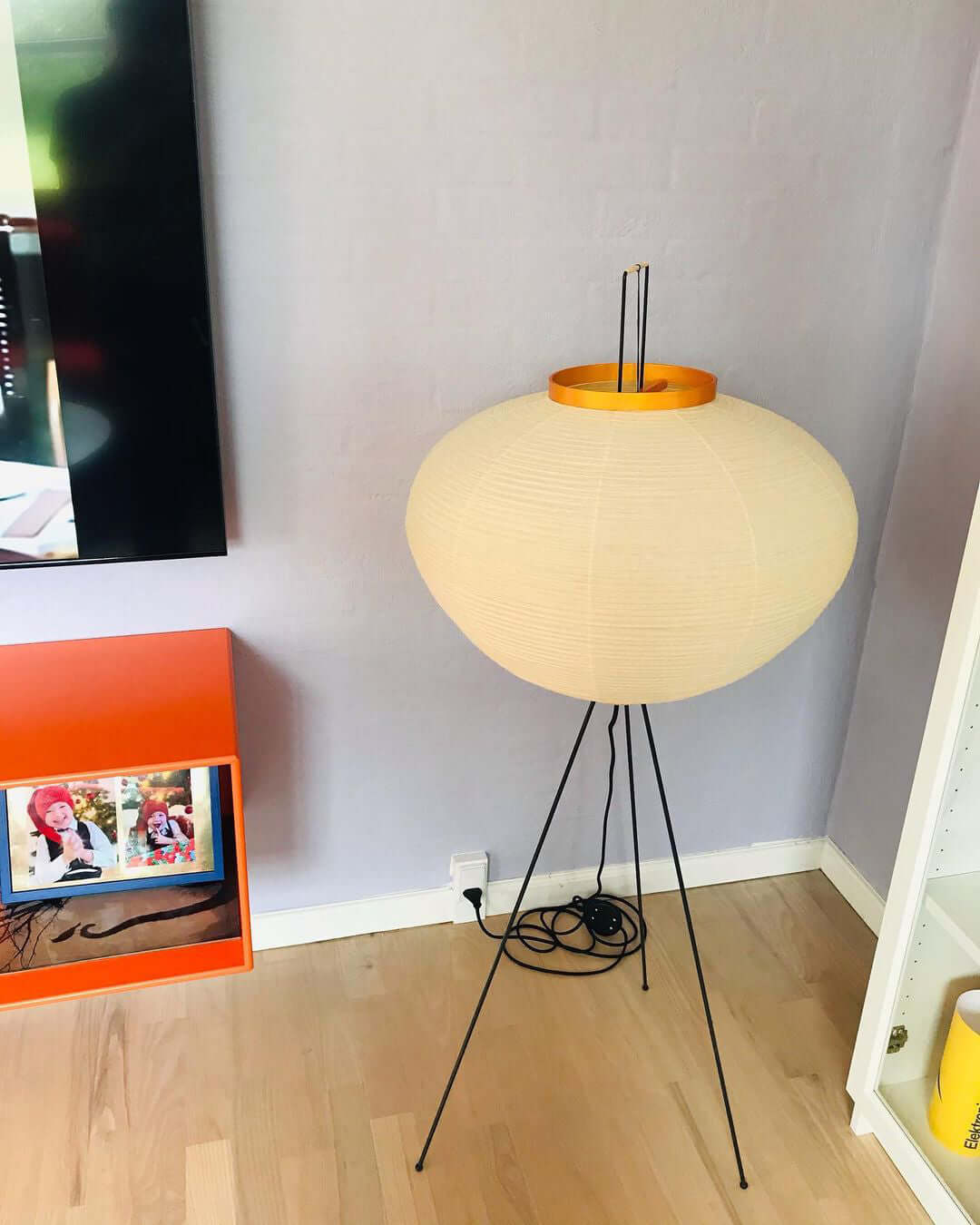 Lampadaire sculptural Taellella