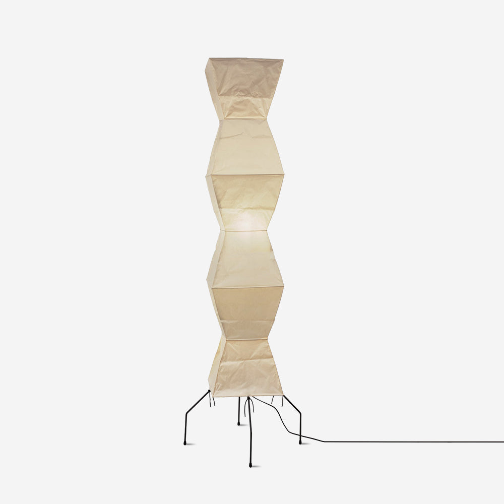 Lampadaire sculptural Taellella