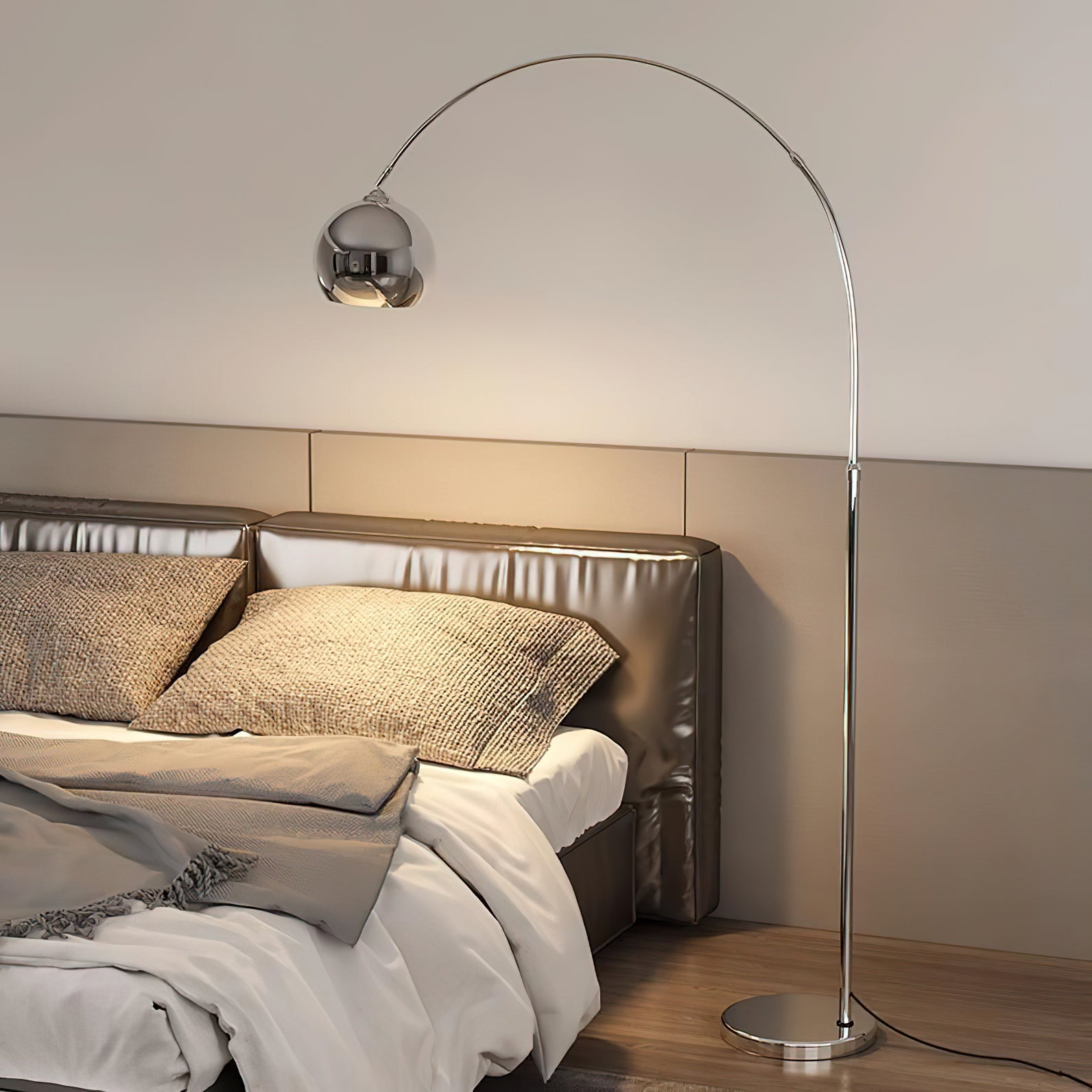 Lampadaire moderne Jarelessa