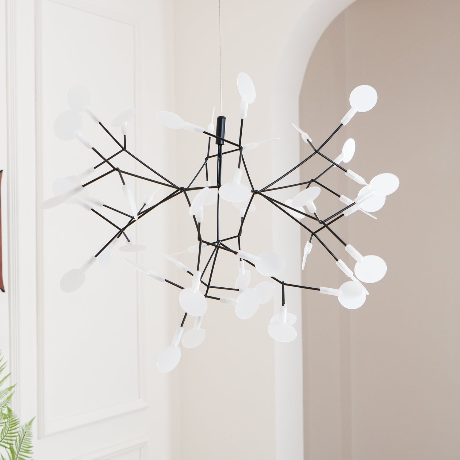 Lustre moderne Quravvian