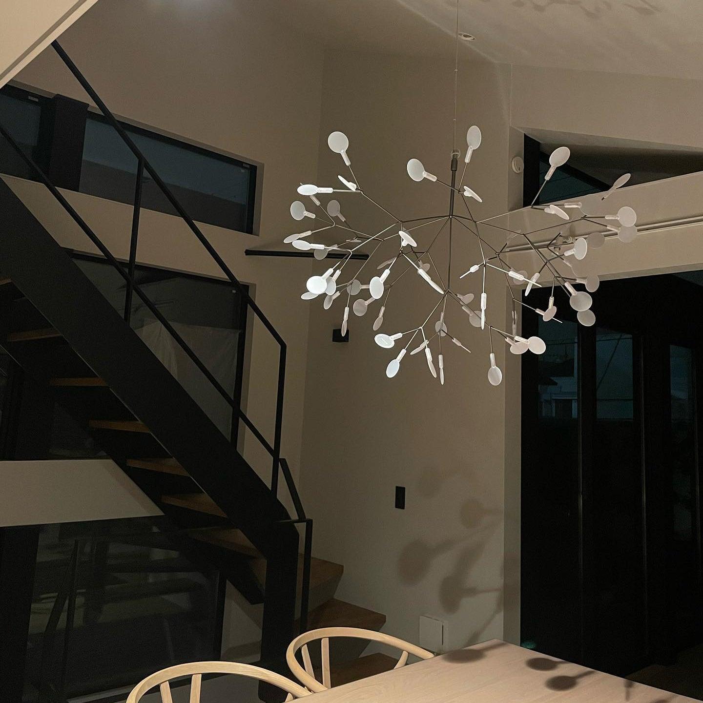 Lustre moderne Quravvian