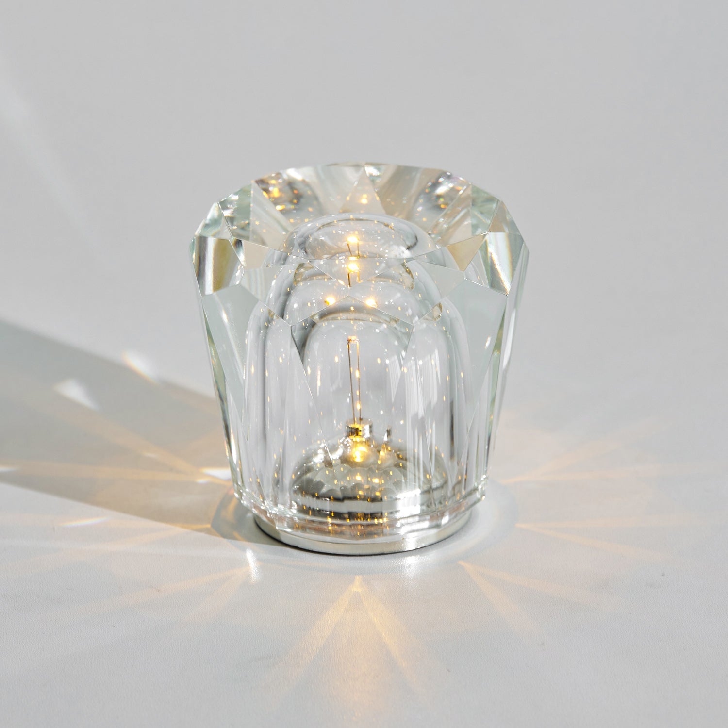 Lampe de table diamant Célcieléa
