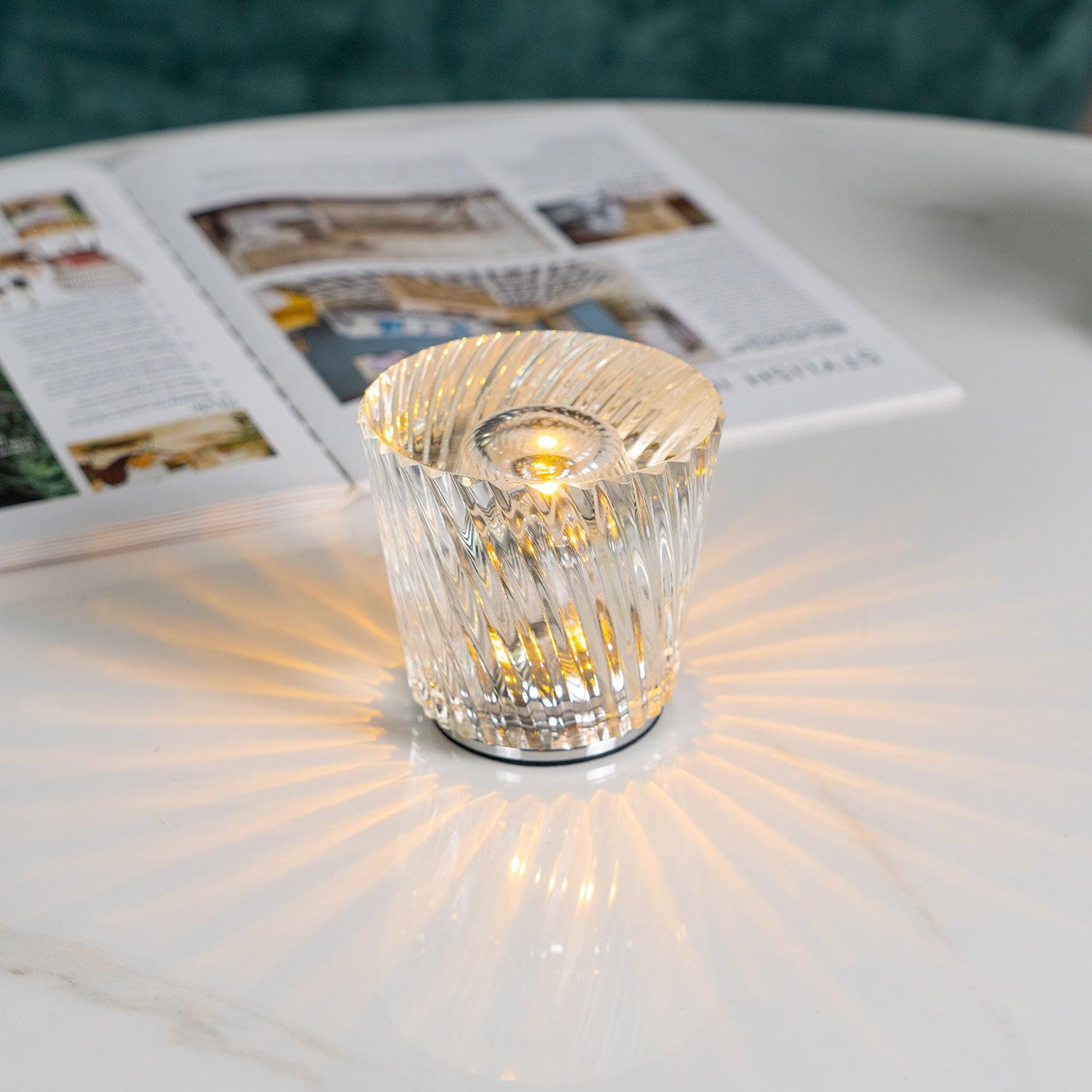 Lampe de table diamant Célcieléa