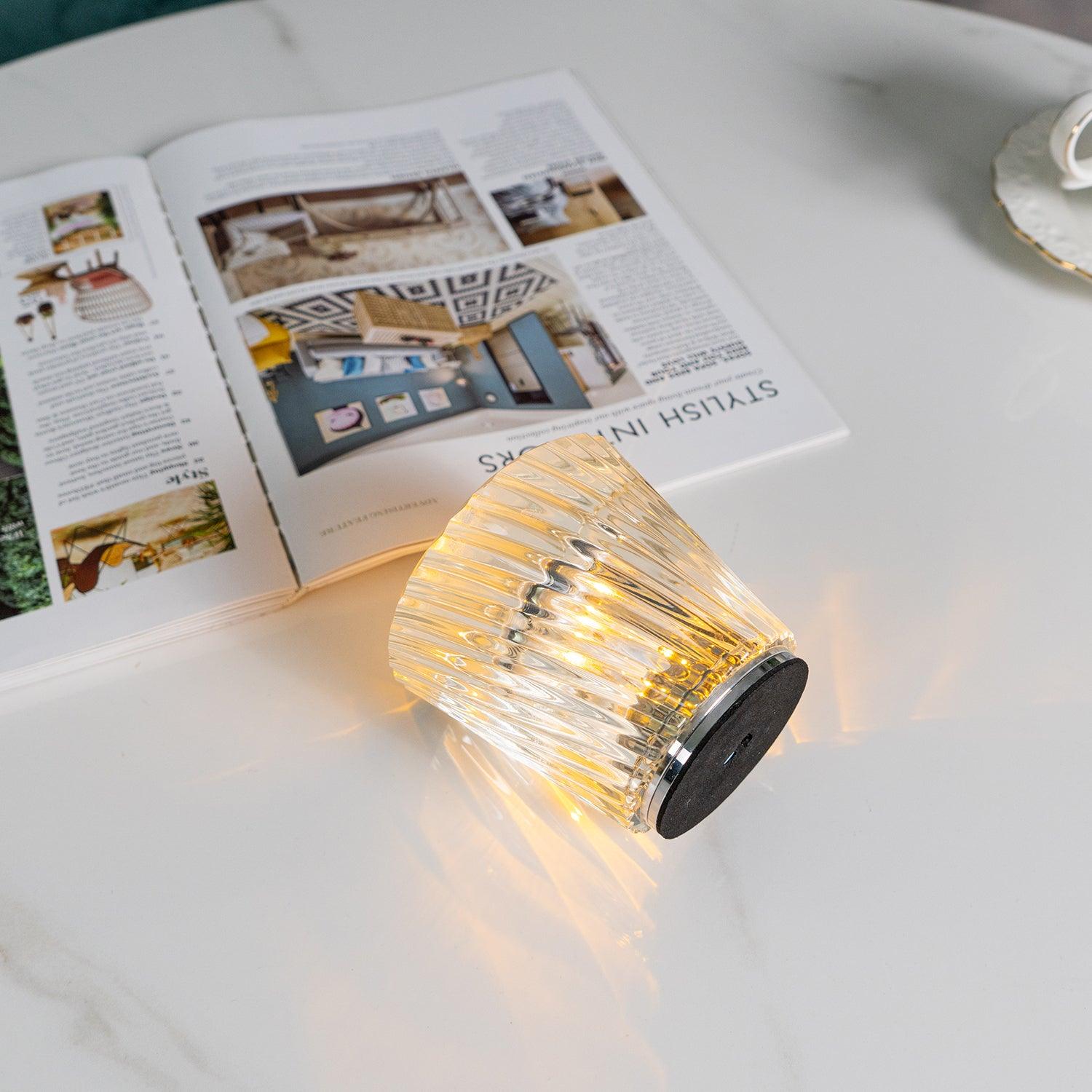 Lampe de table diamant Célcieléa