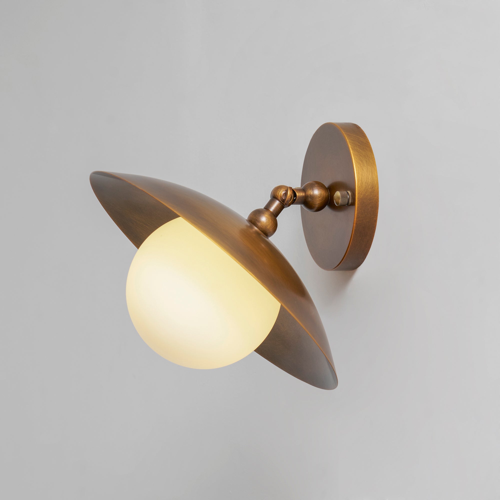 Plafonnier globe Quelléaire