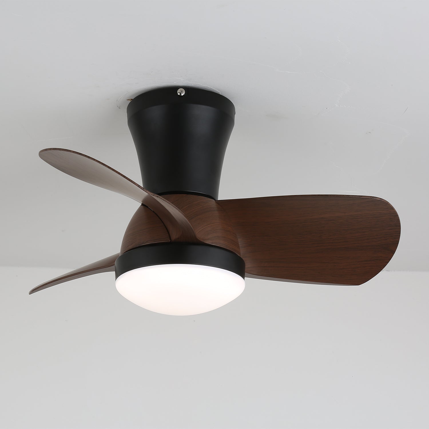 Plafonnier ventilateur moderne Kebeluna