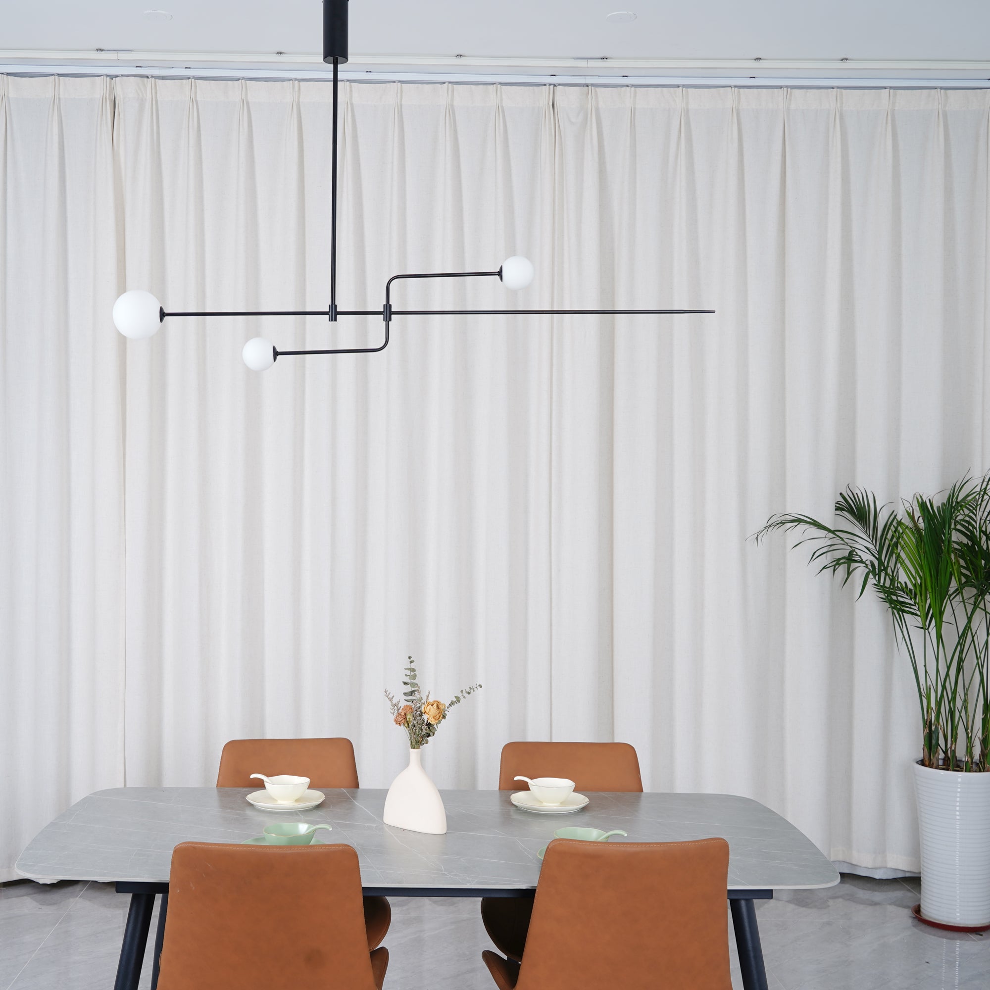 Lustre minimaliste Sezoveux