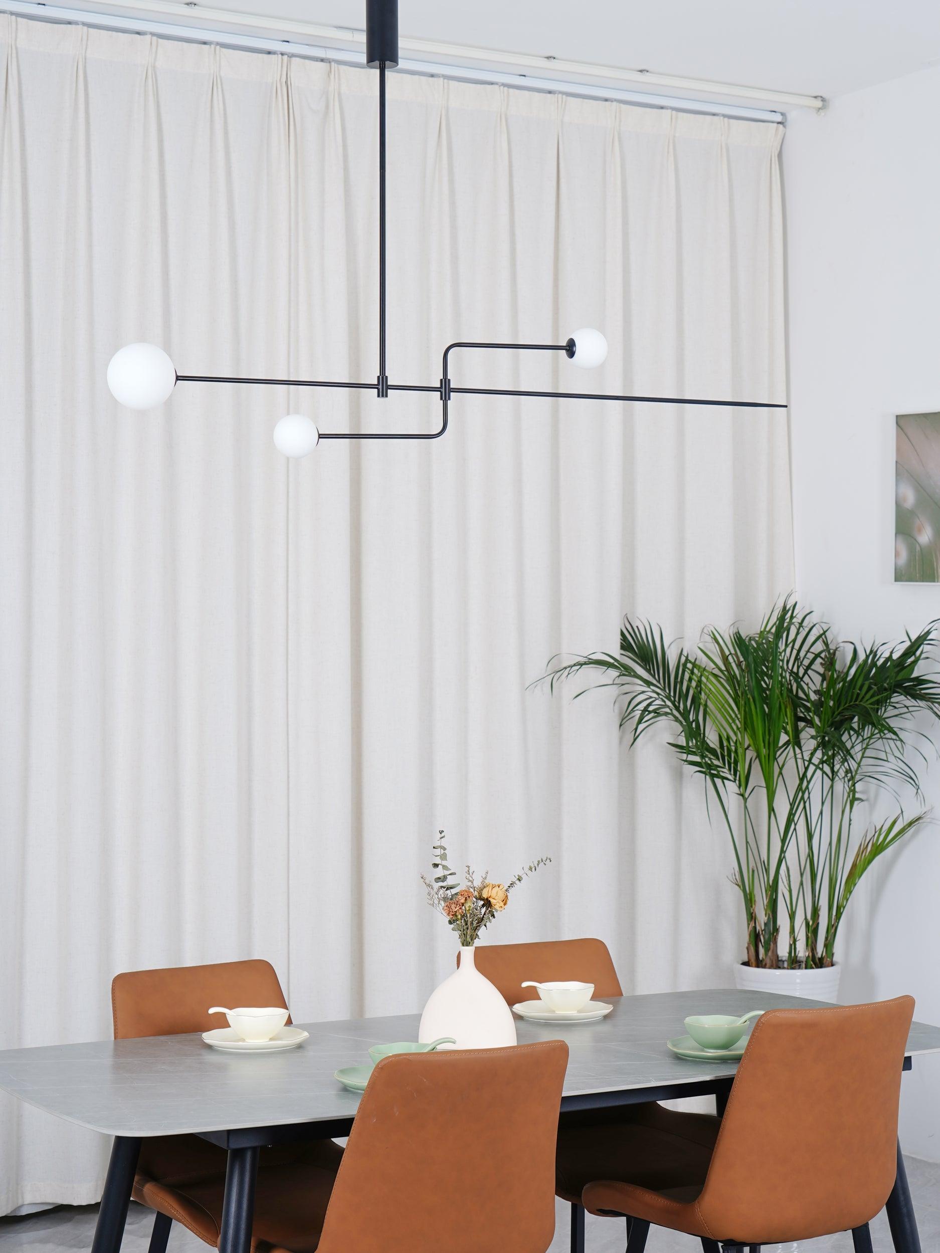 Lustre minimaliste Sezoveux