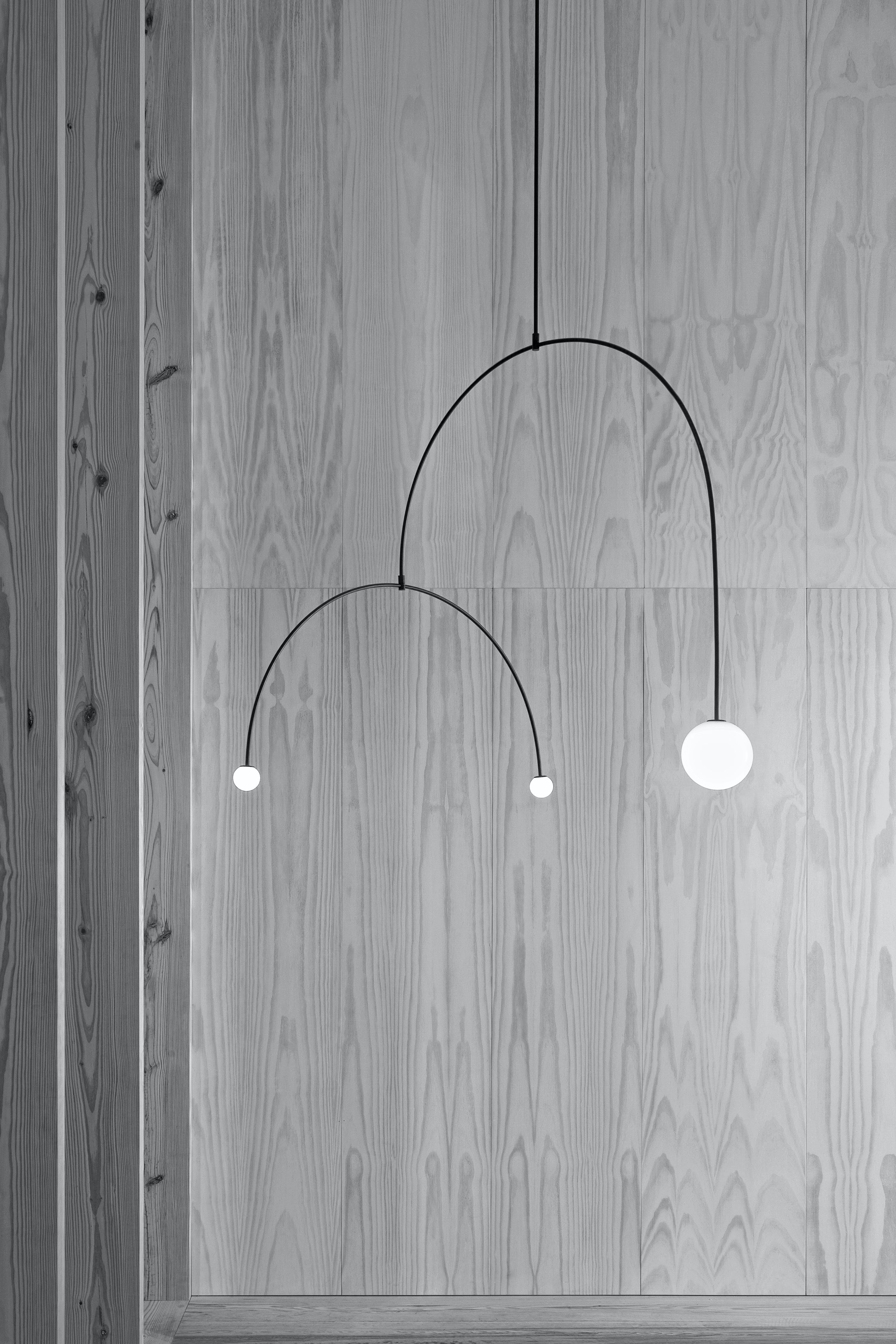 Lustre minimaliste Sezoveux