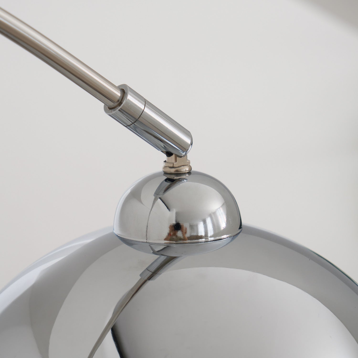 Lampadaire moderne Jarelessa