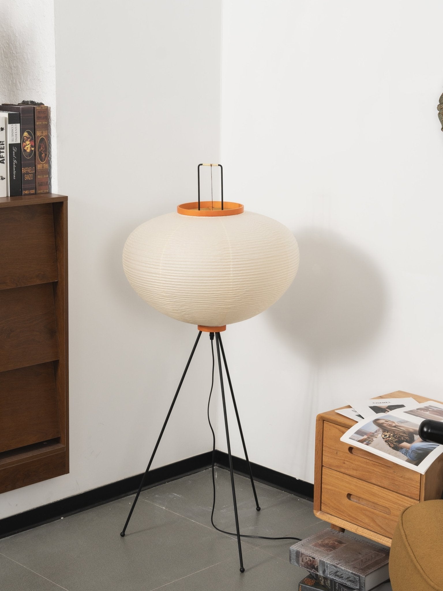 Lampadaire sculptural Taellella