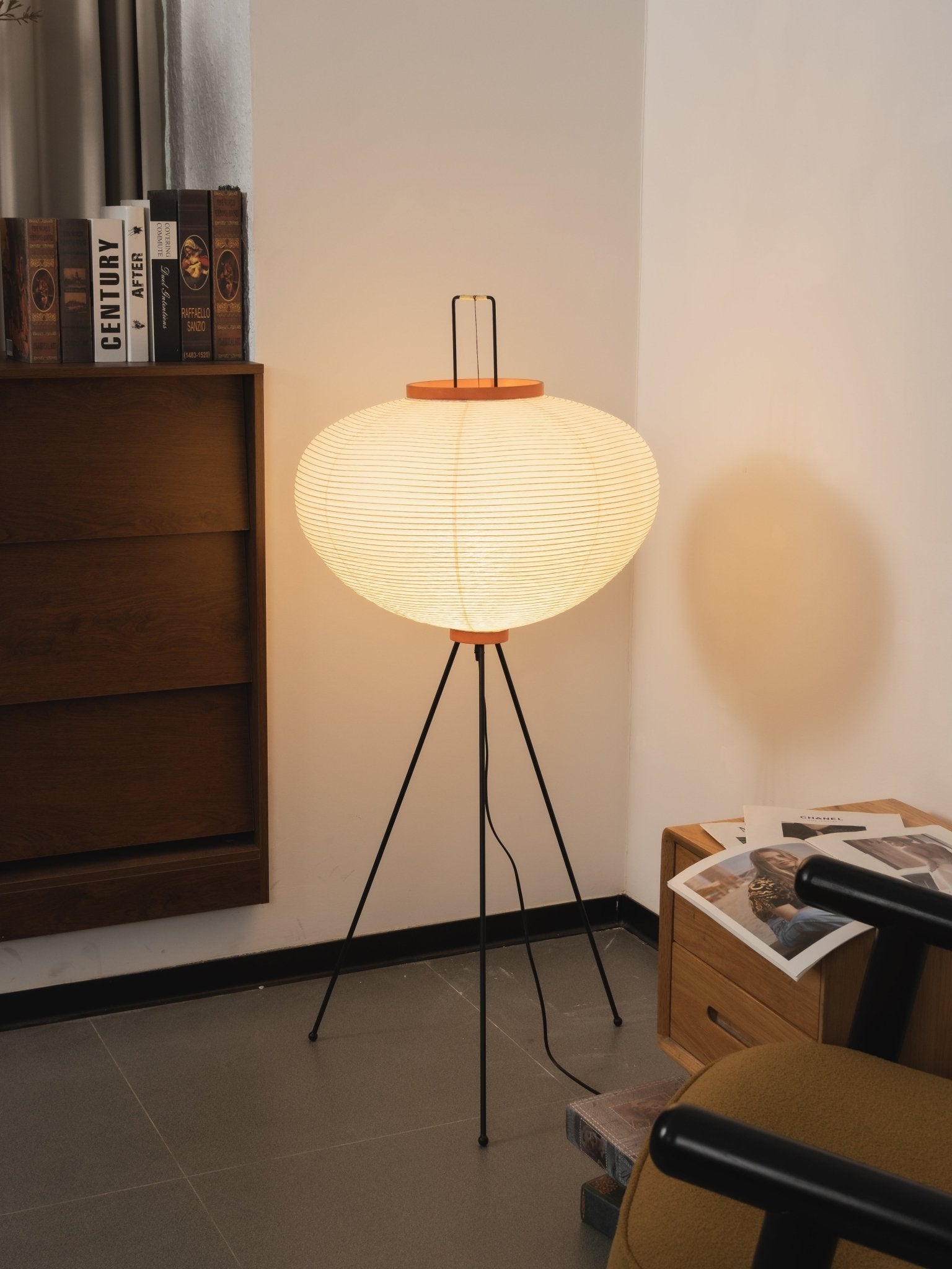 Lampadaire sculptural Taellella