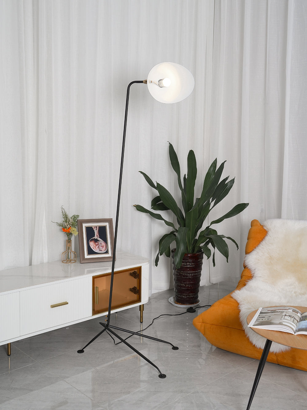 Lampadaire moderne Fonovvielle