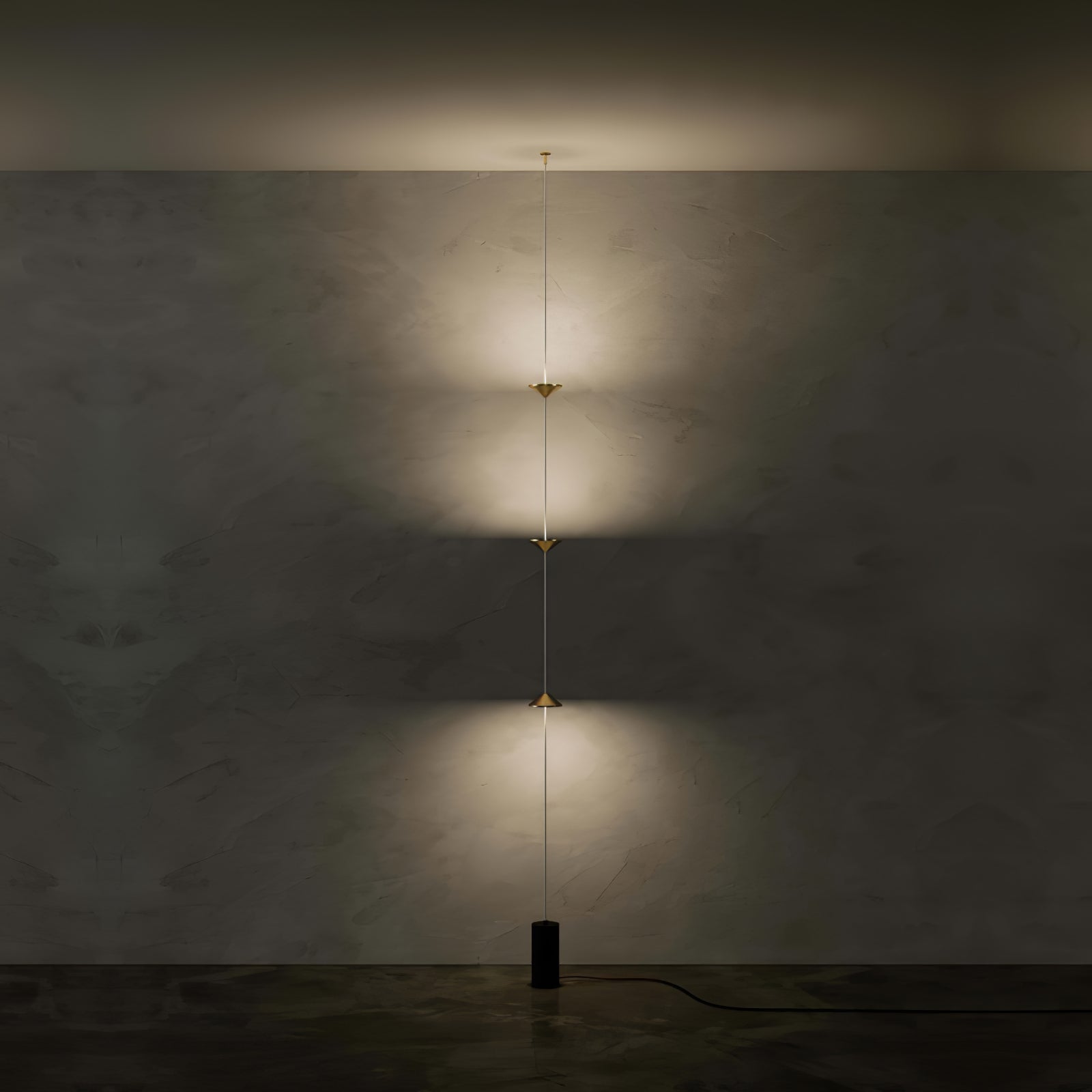 Lampadaire linéaire Marinico