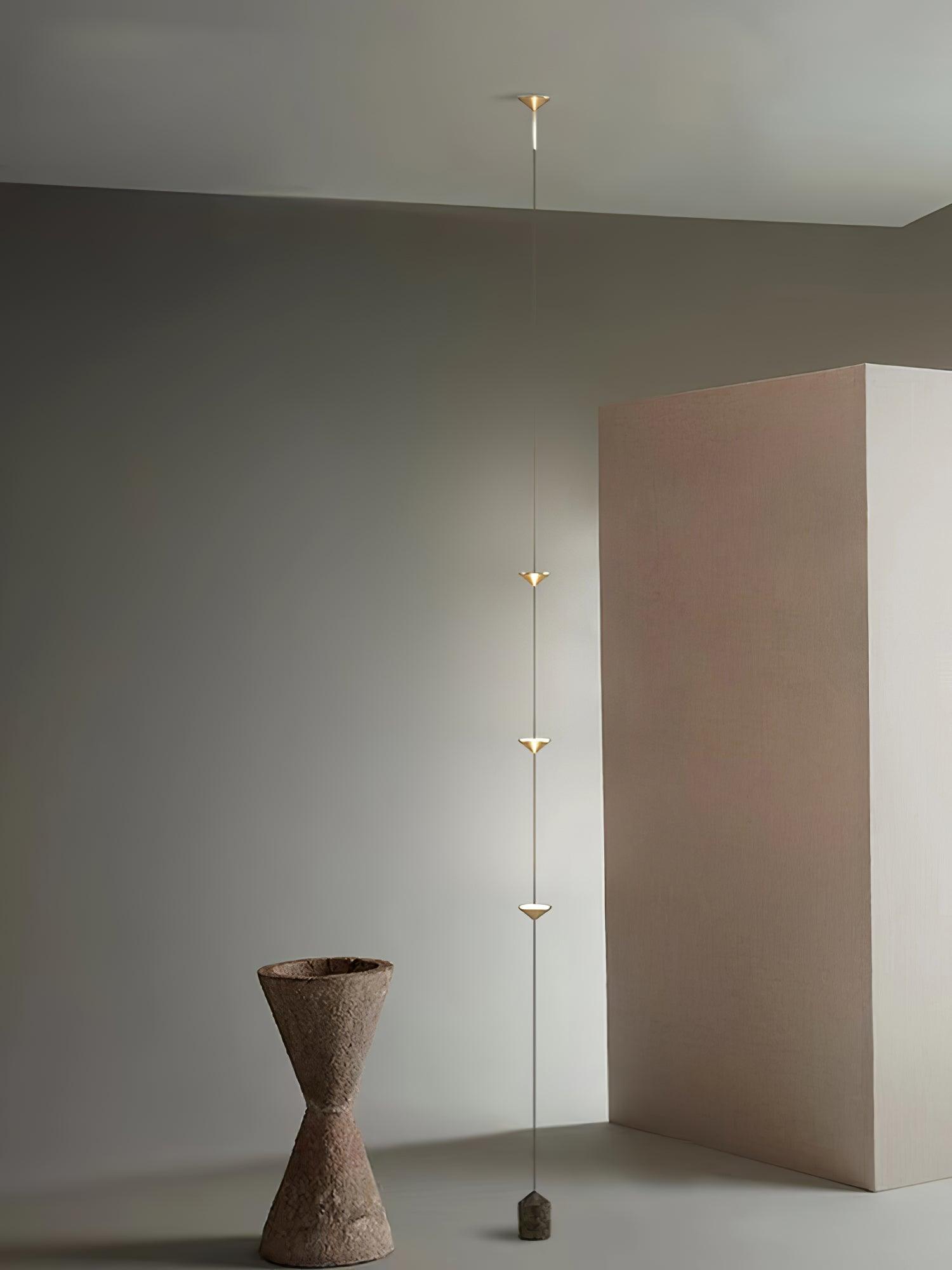 Lampadaire linéaire Marinico