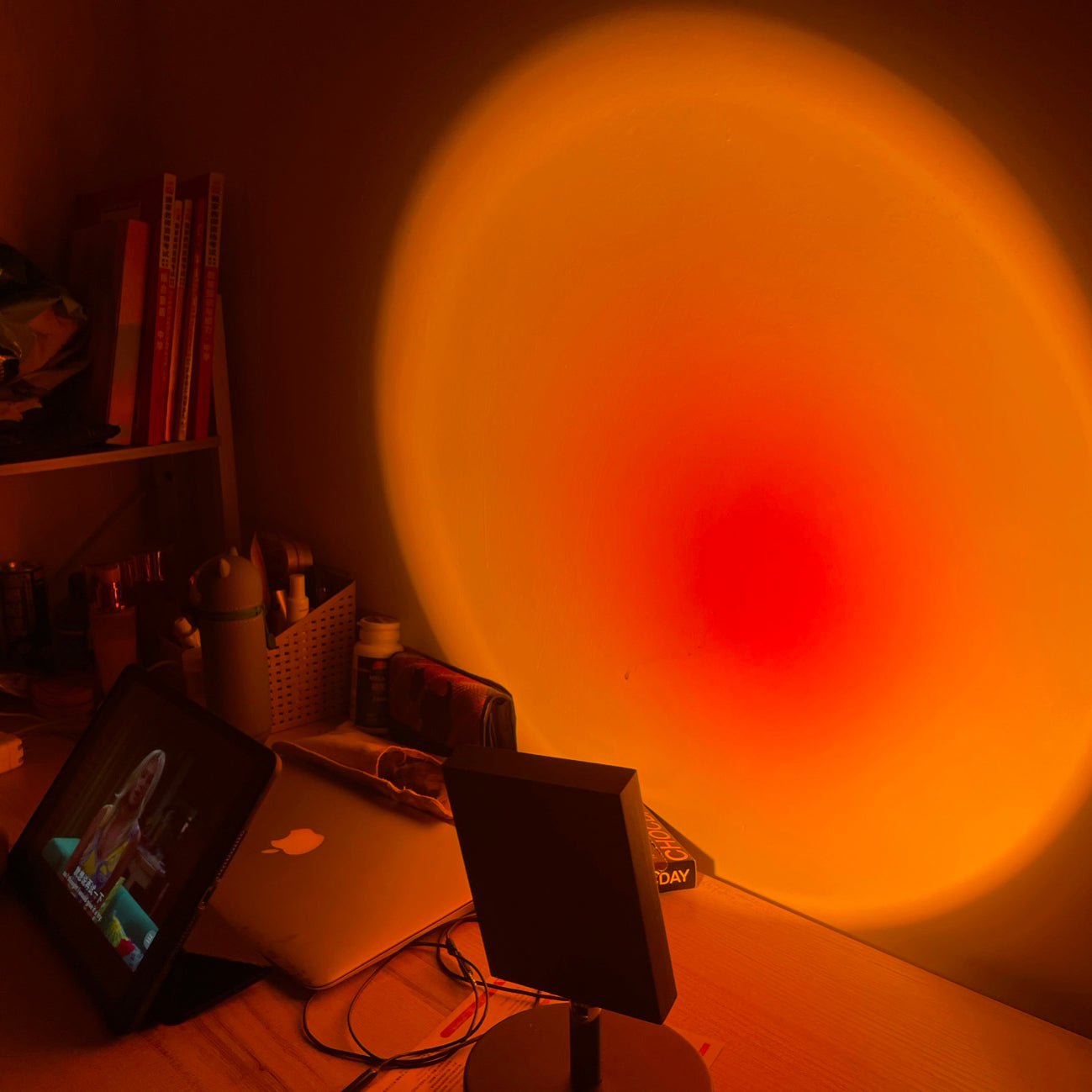Lampe de table compacte Caanaris