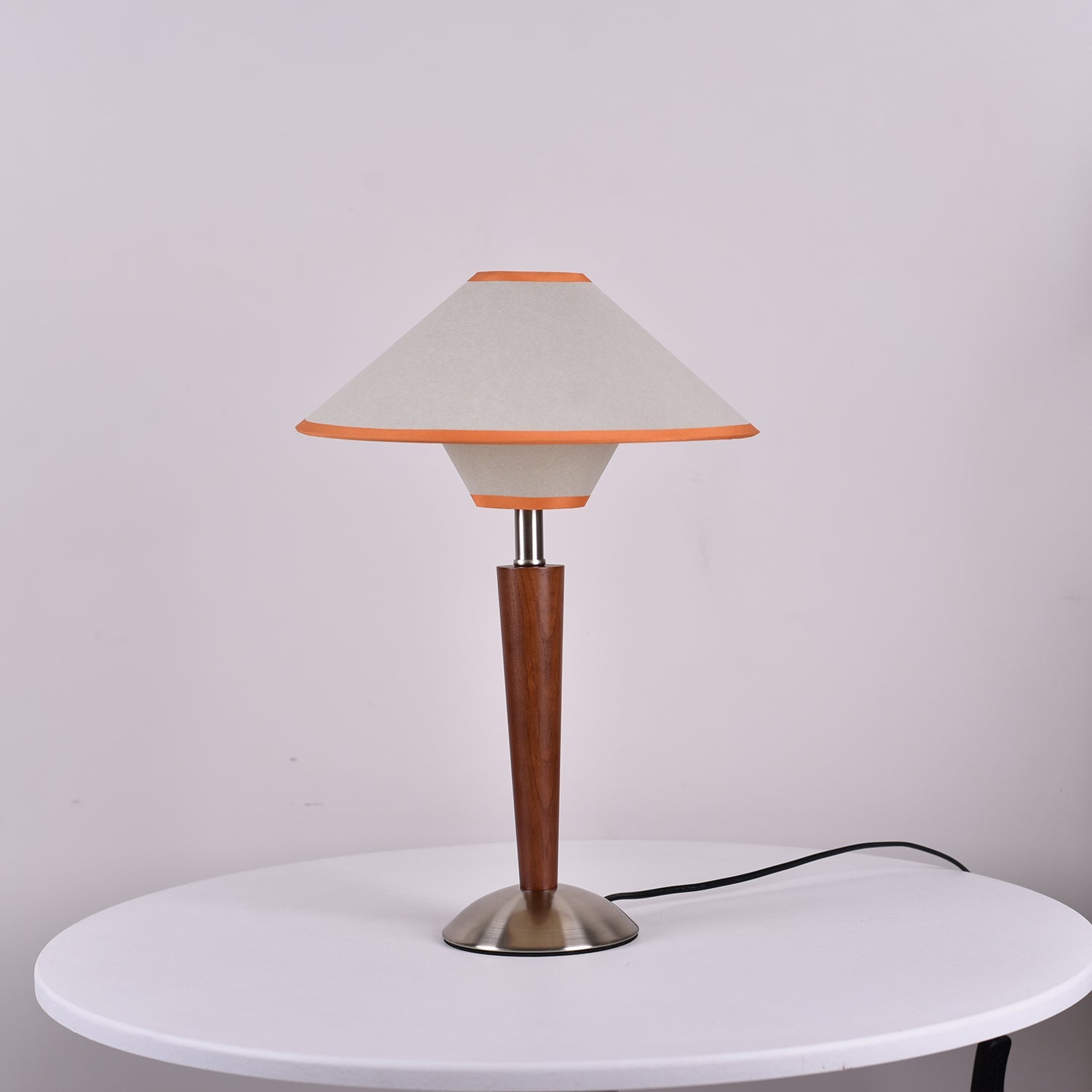 Lampe de table moderne Danovacq