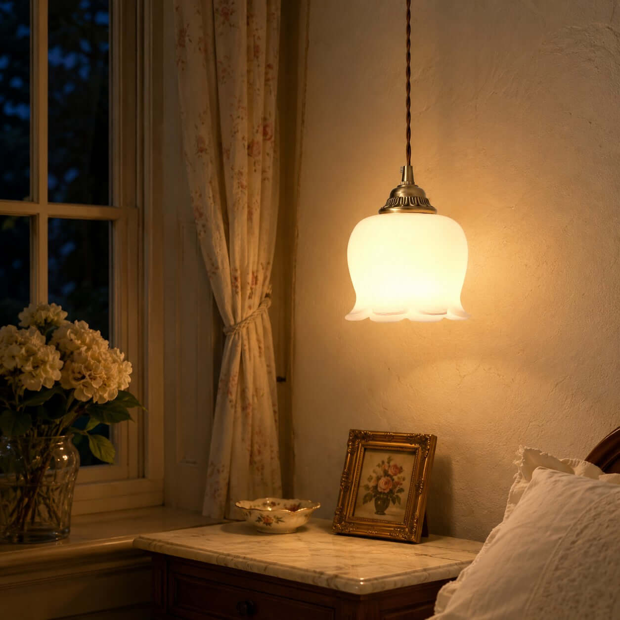 Suspension fleur Hovignia