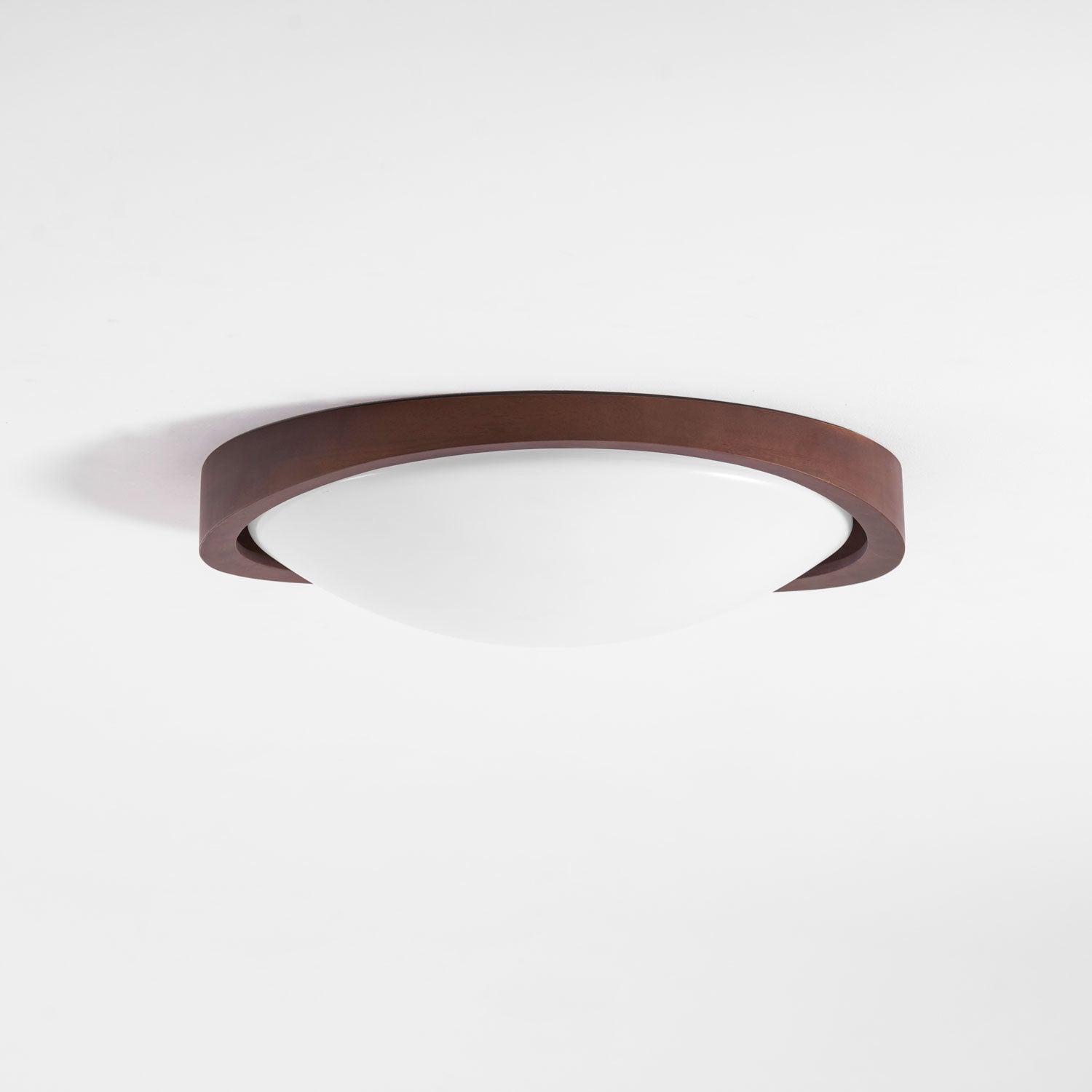 Plafonnier minimaliste Navravina