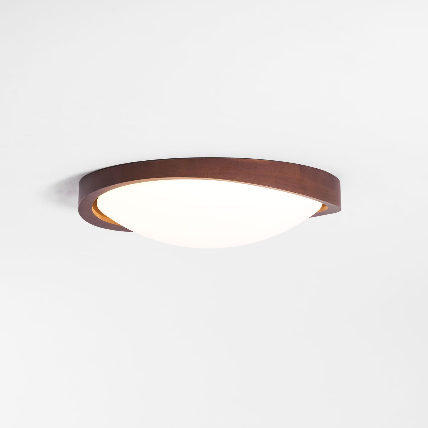 Plafonnier minimaliste Navravina