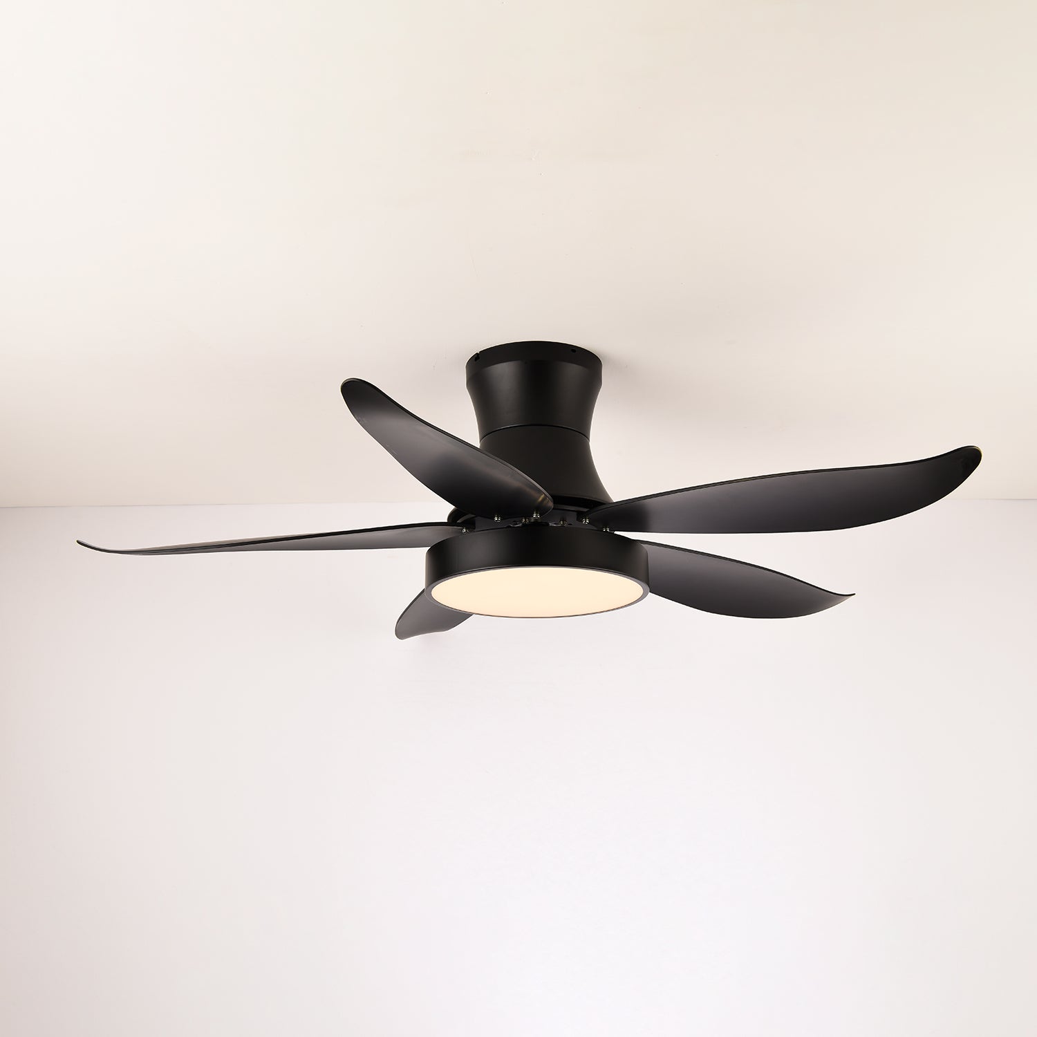 Plafonnier ventilateur moderne Veerira