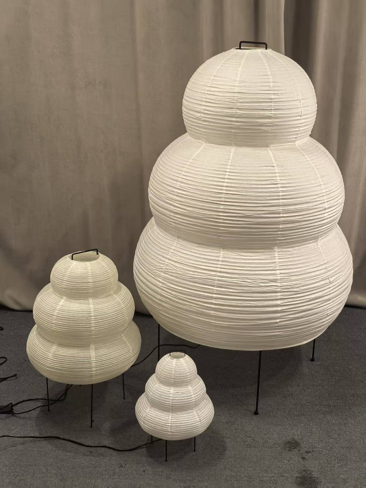 Lampe de table japonaise Pélvionalis