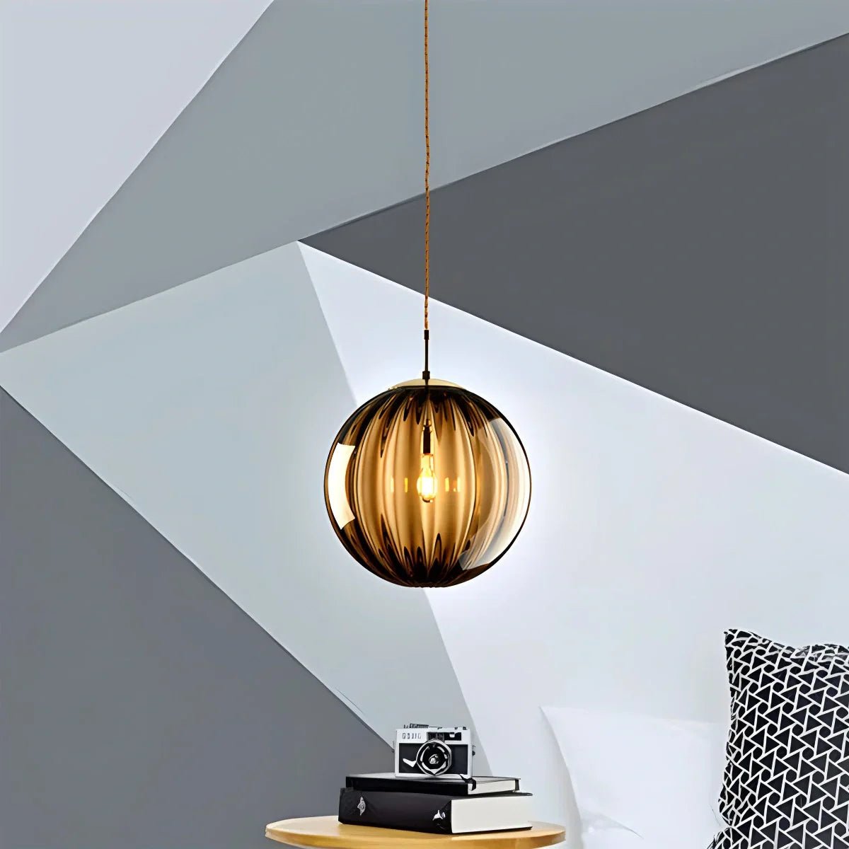 Meliora suspension - Valora Design