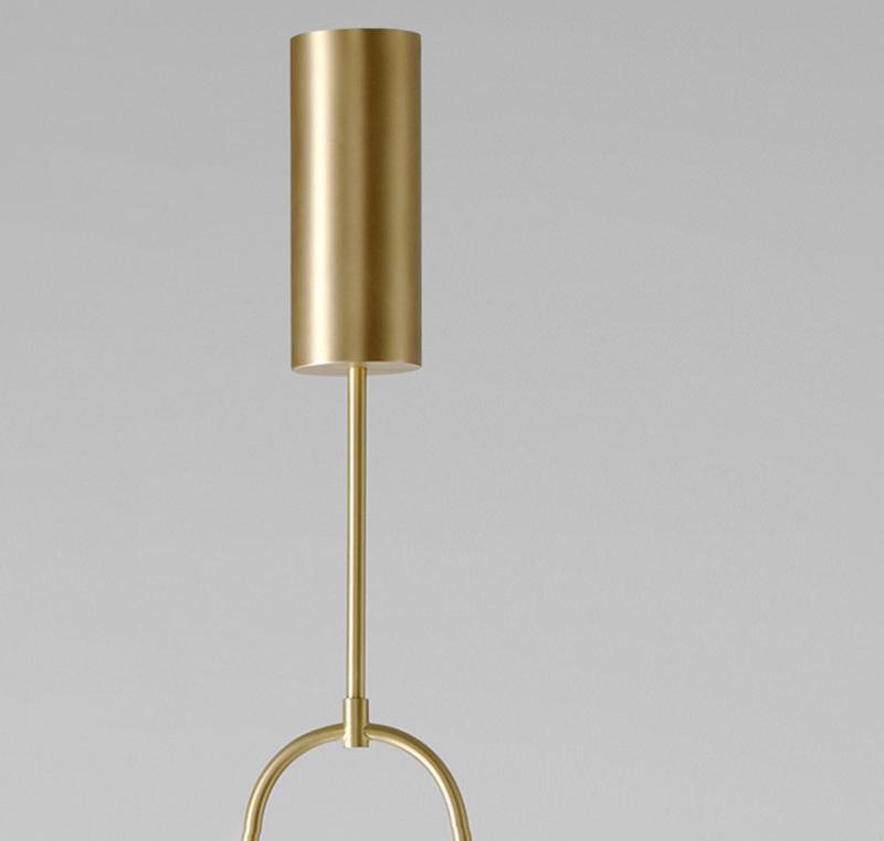 Lustre minimaliste Sezoveux