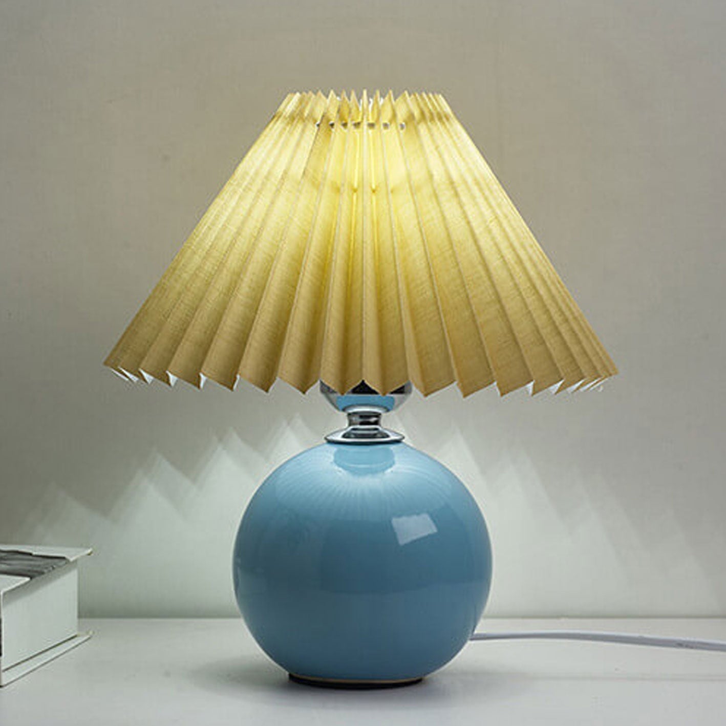 Lampe de table plissée Haionoris