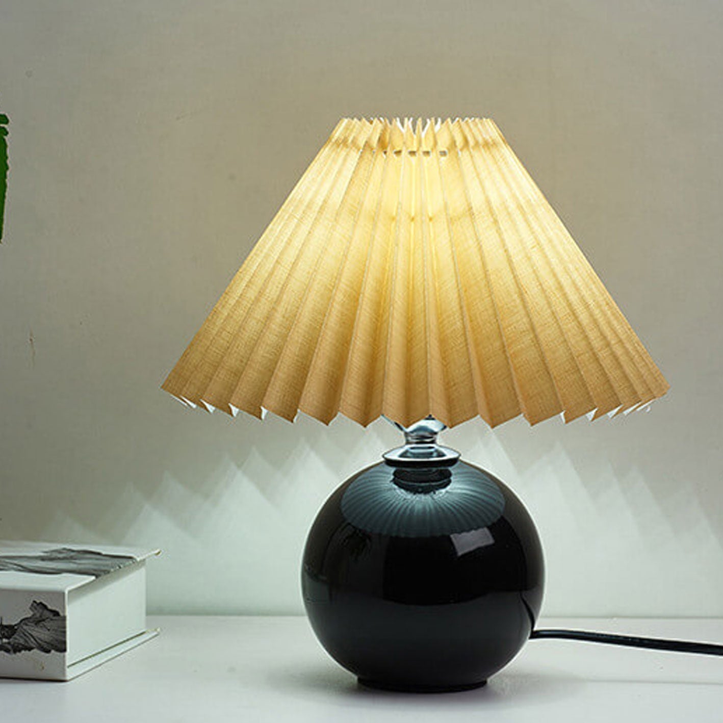 Lampe de table plissée Haionoris