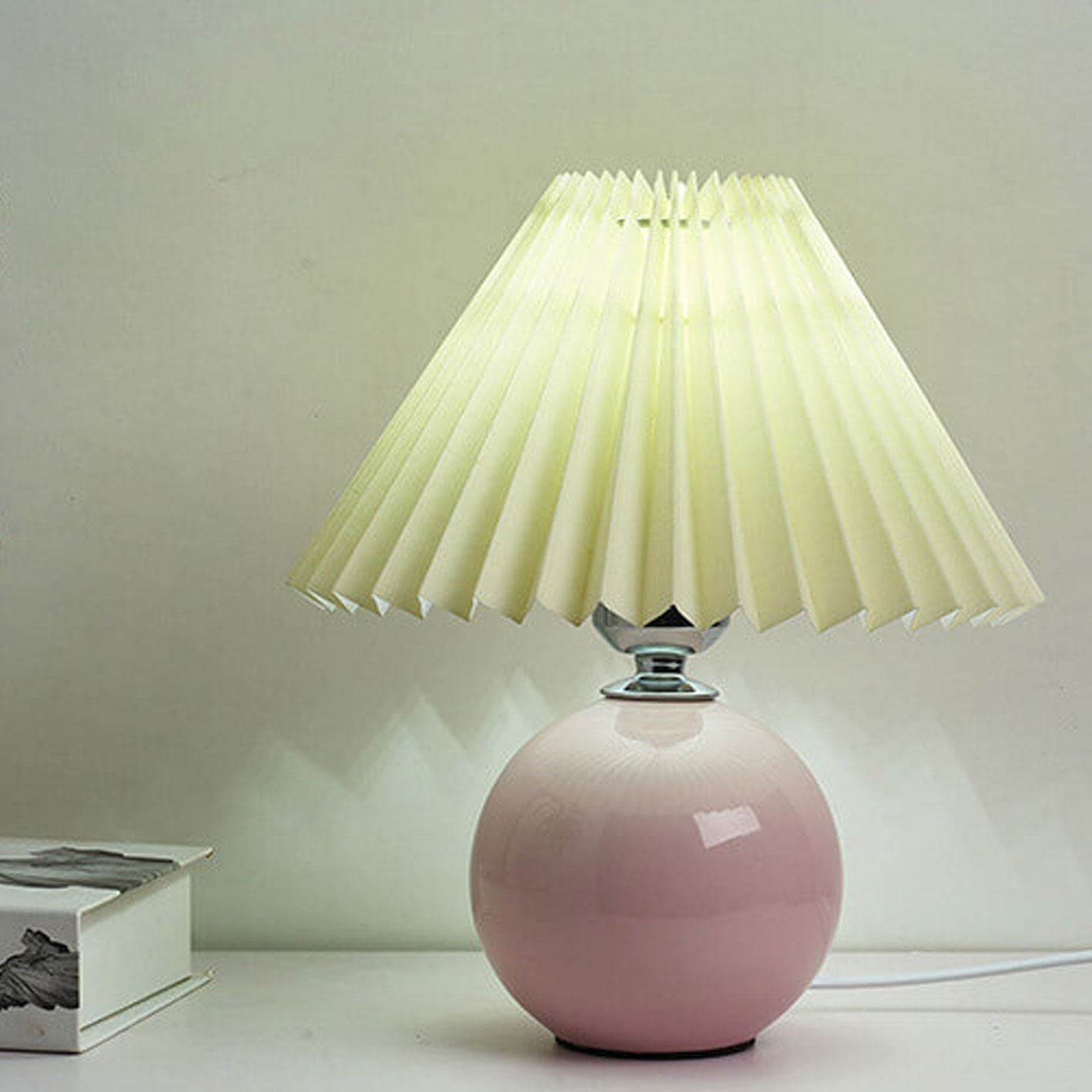 Lampe de table plissée Haionoris