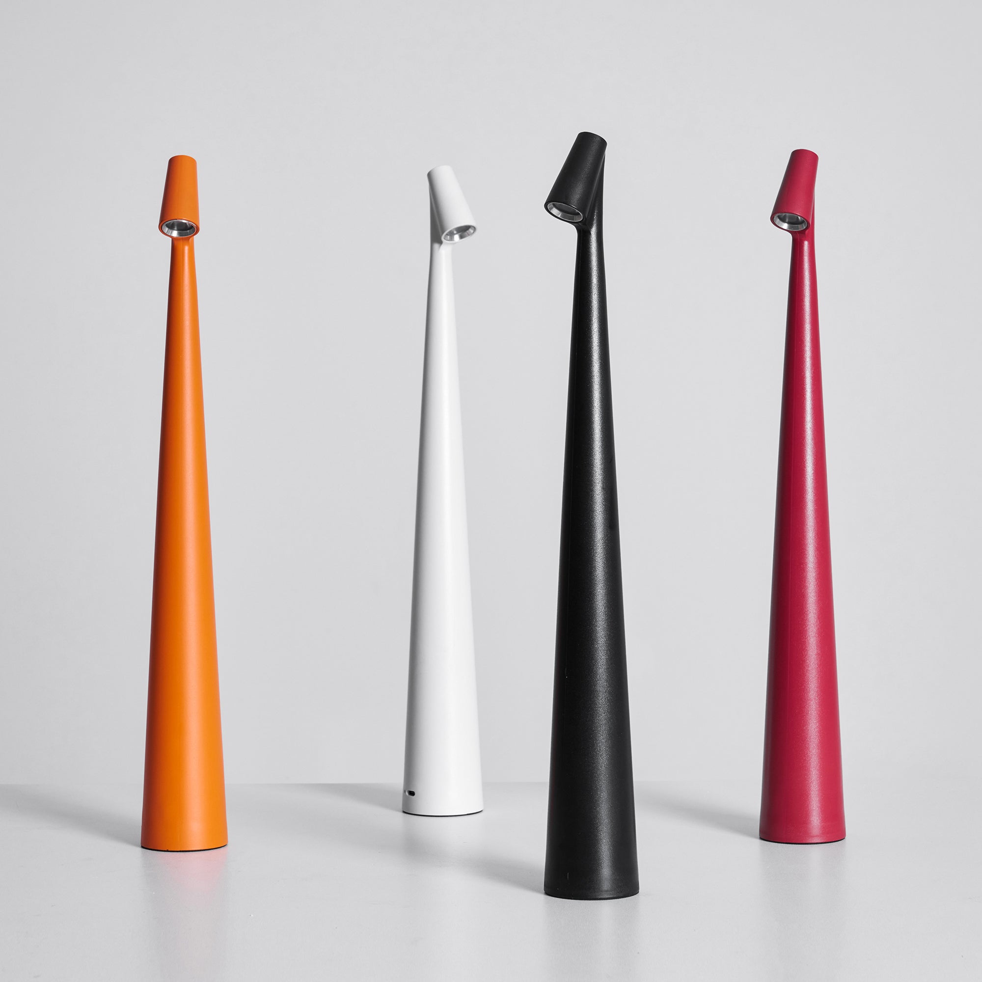 Lampe de table fine Seion