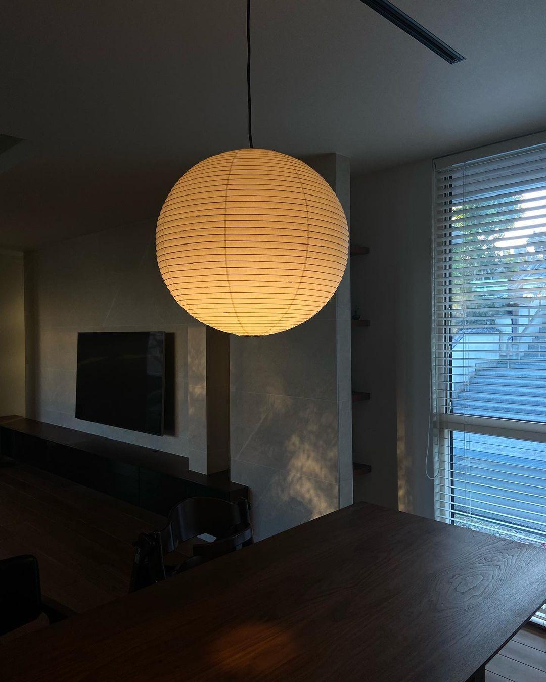 Suspension globe Seldorovia