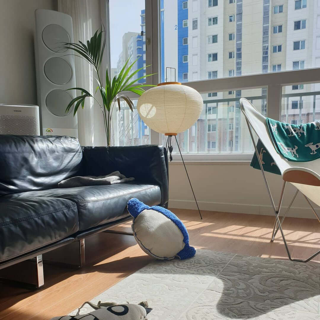 Lampadaire sculptural Taellella