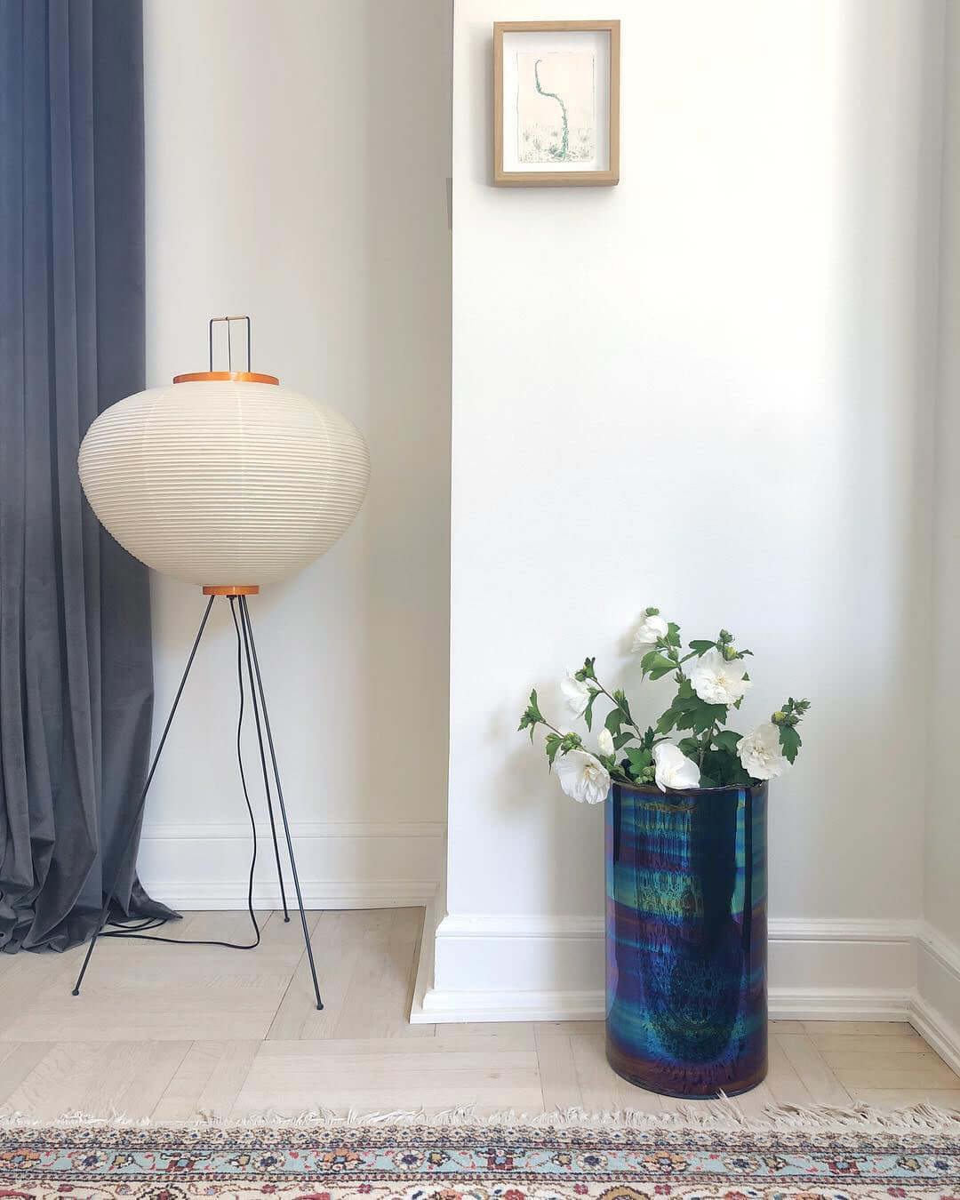 Lampadaire sculptural Taellella