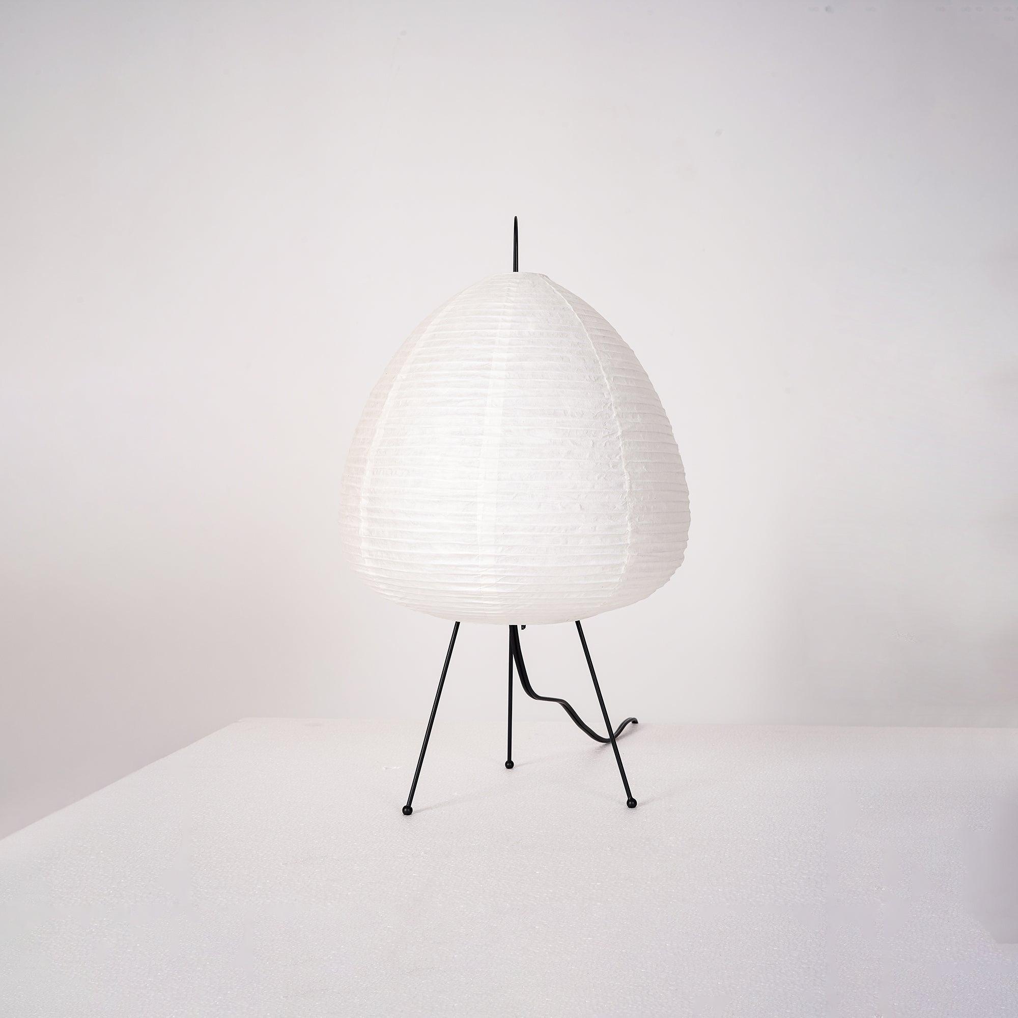 Lampe de table japonaise Pélvionalis