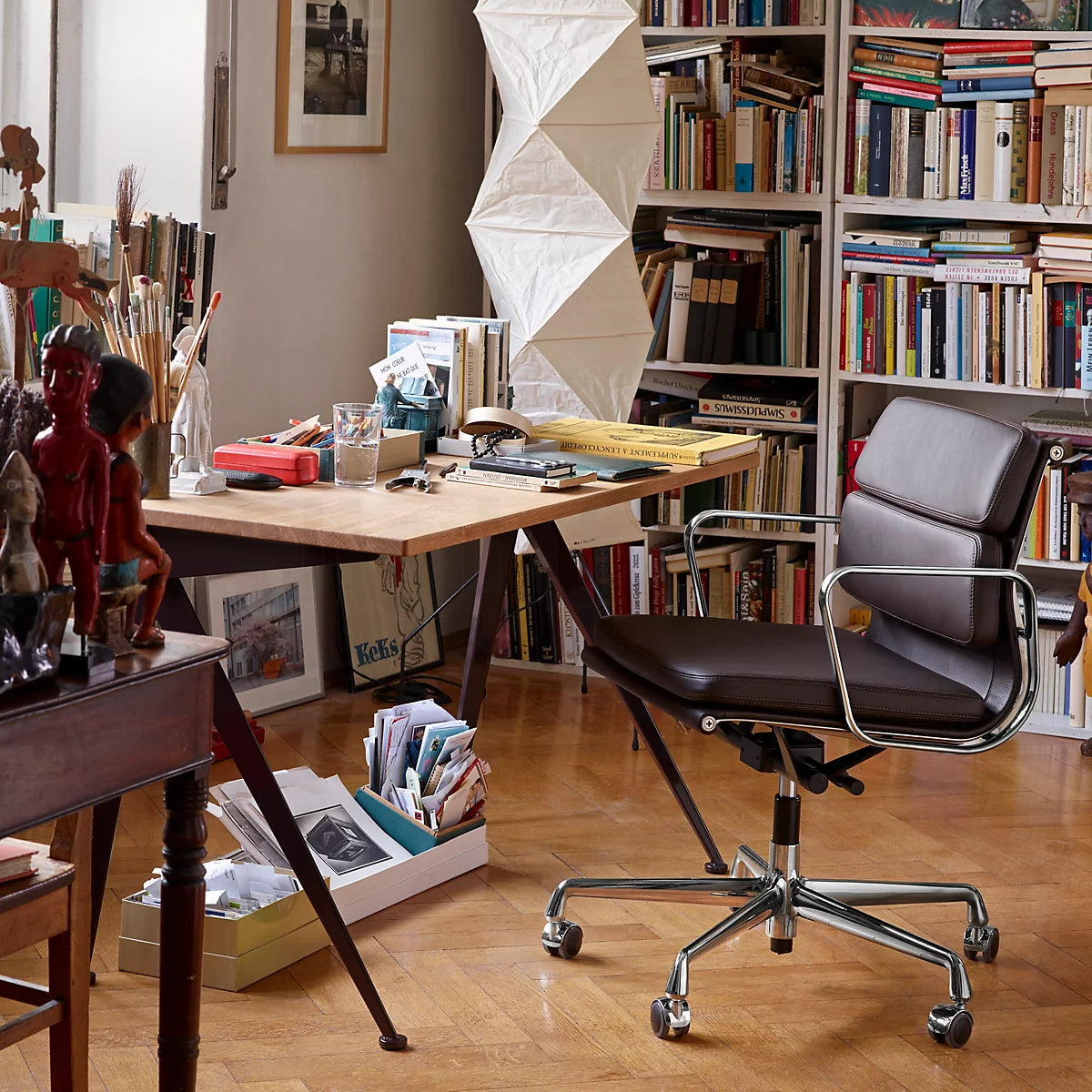 Lampadaire sculptural Taellella