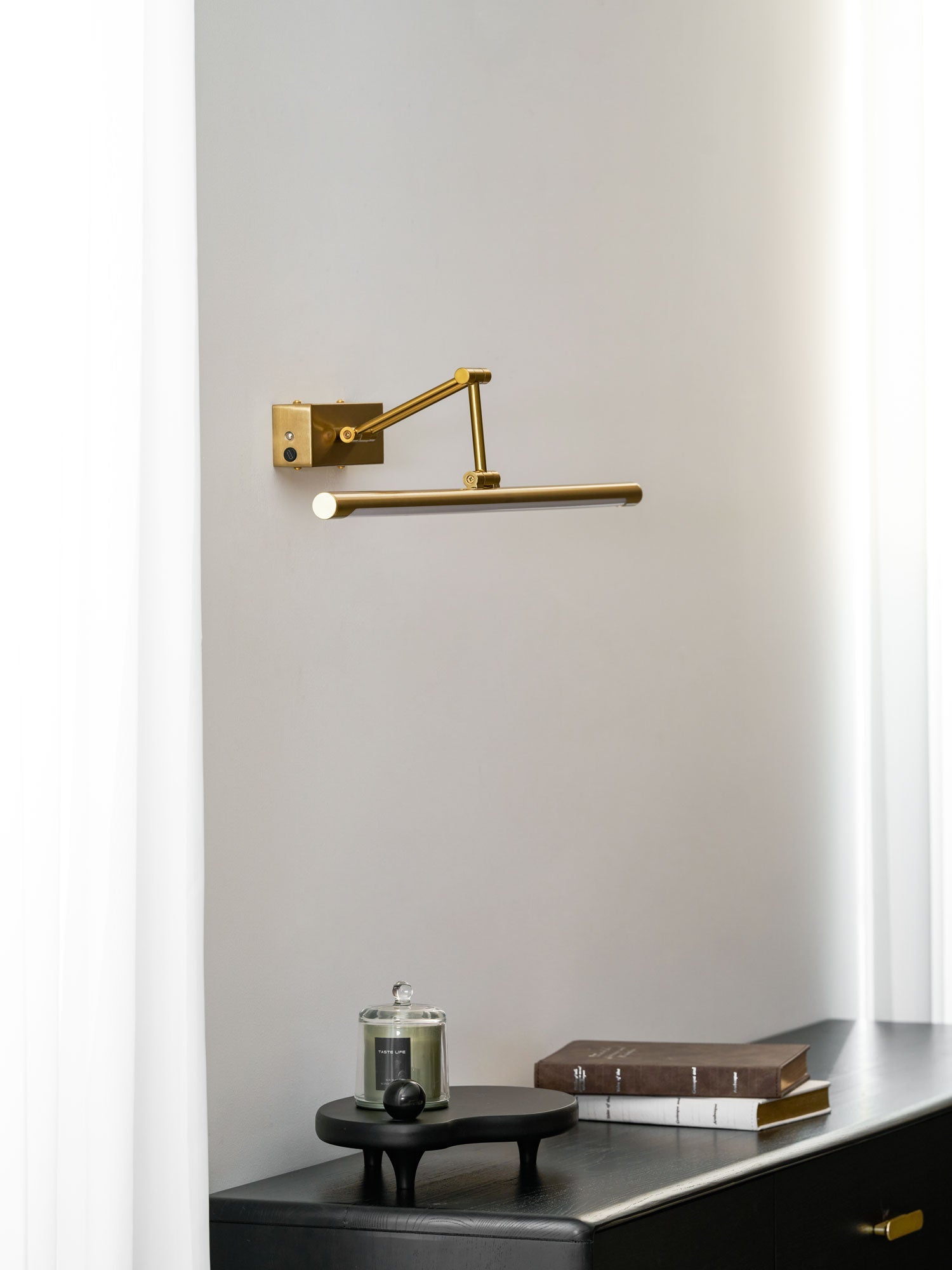Applique murale linéaire Deluxvielle