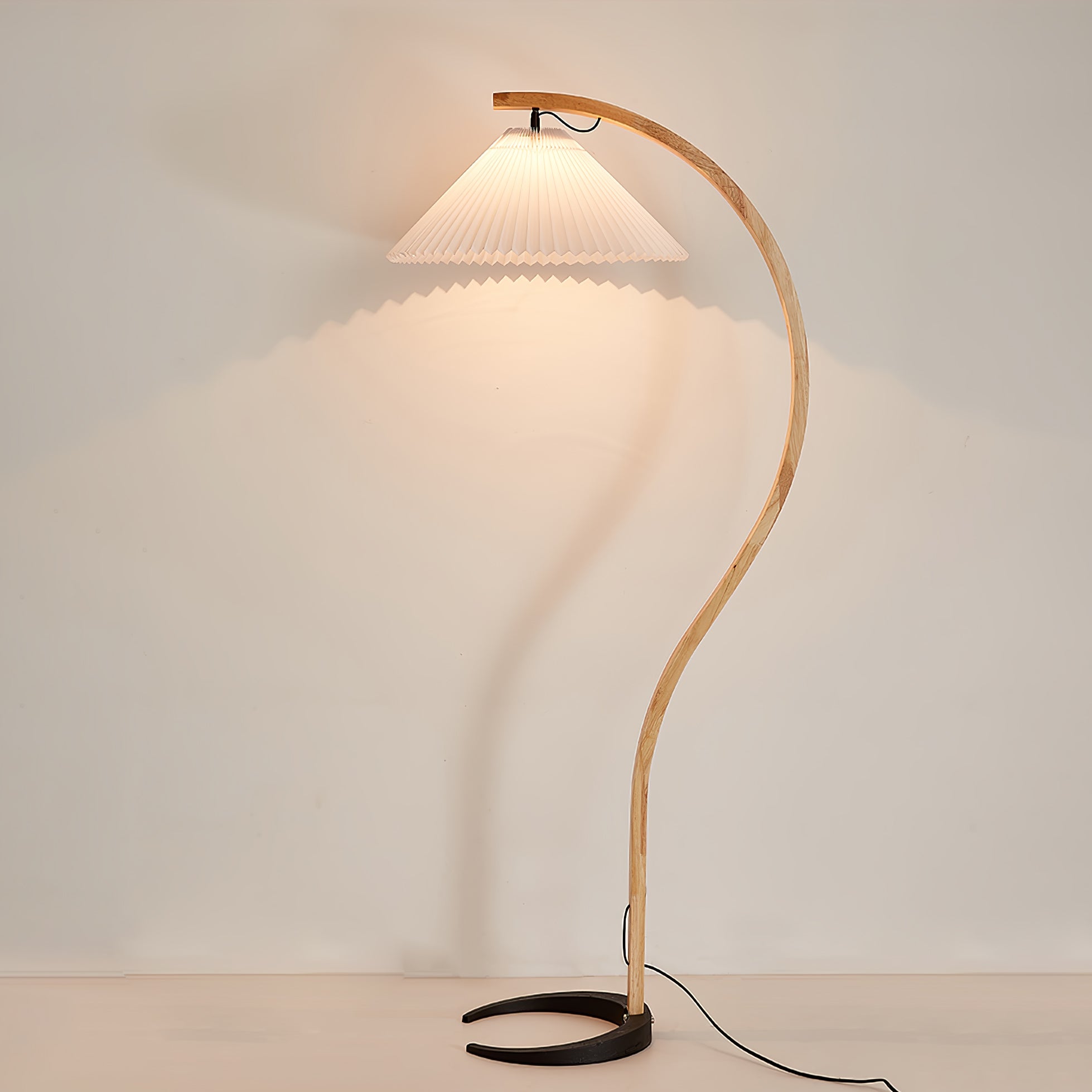 Lampadaire scandinave Roeléco