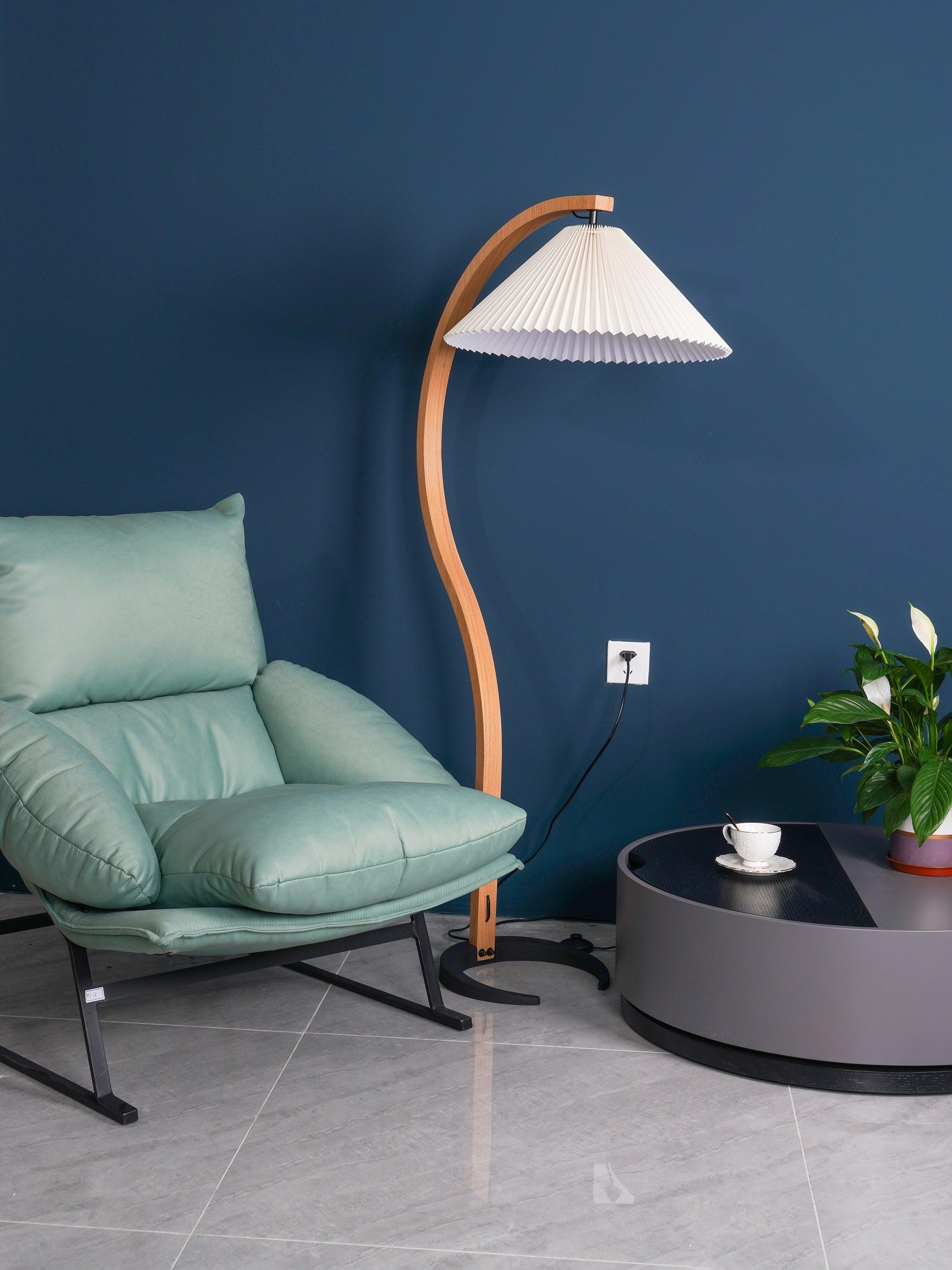 Lampadaire scandinave Roeléco