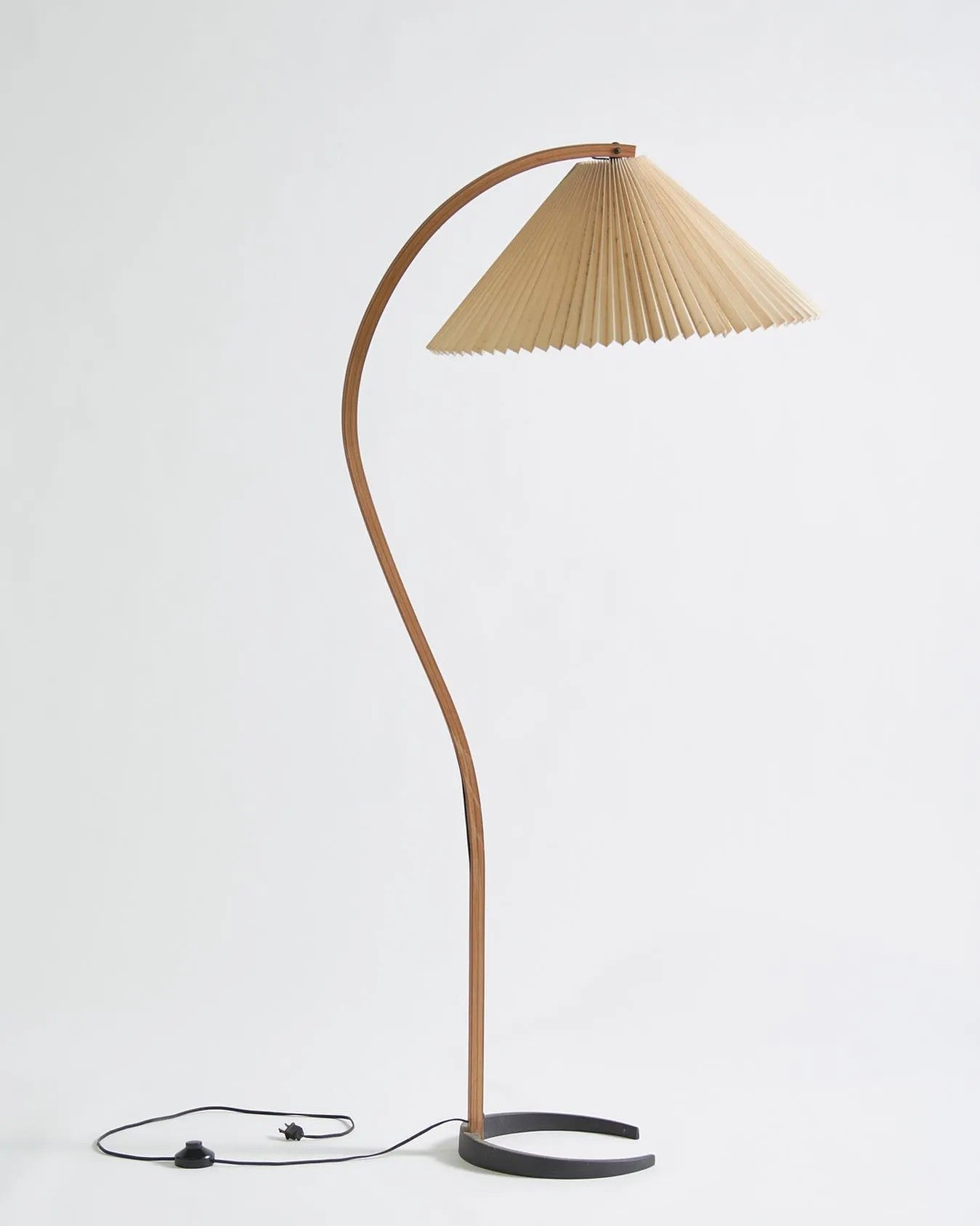 Lampadaire scandinave Roeléco