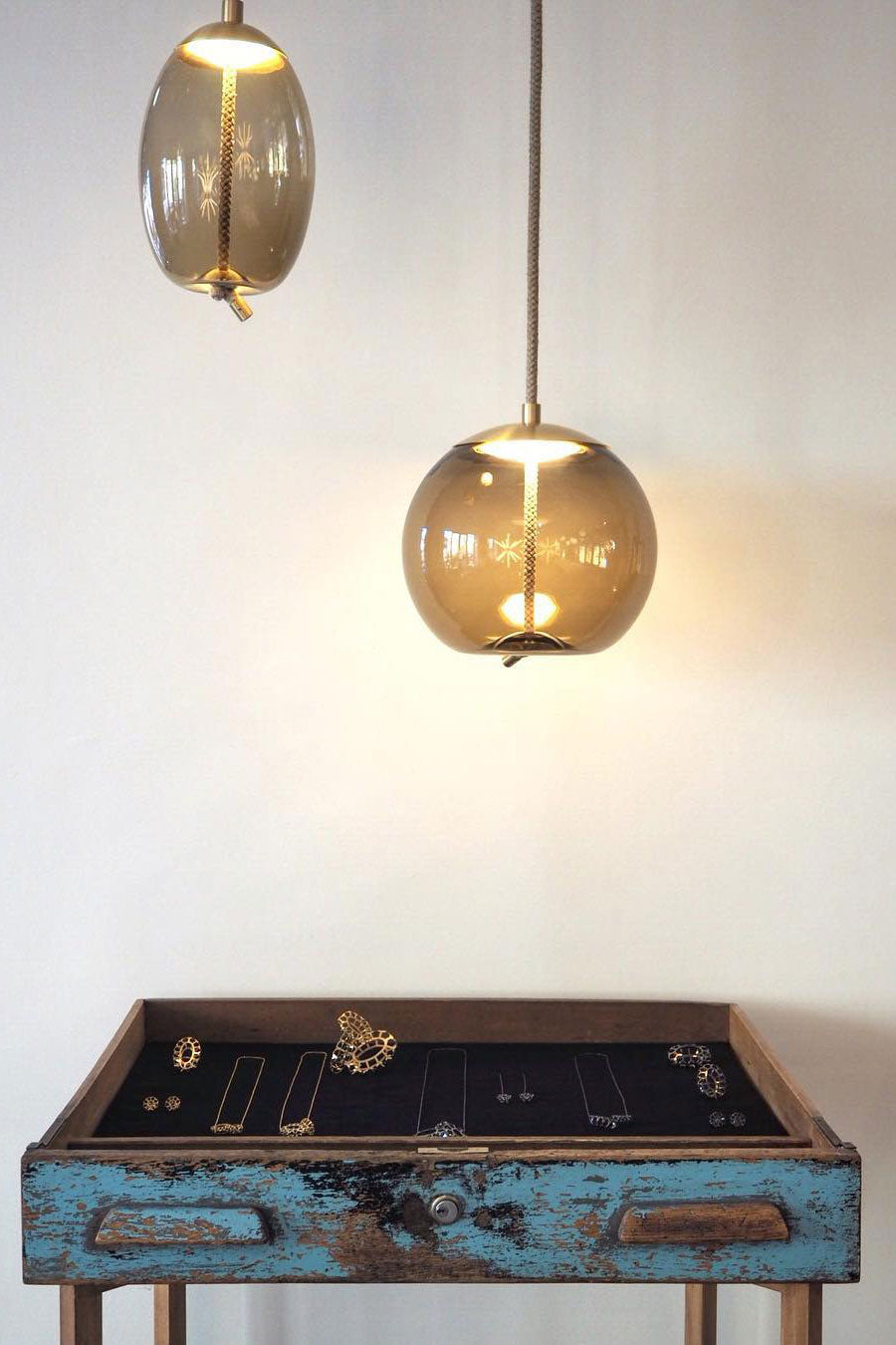 Suspension globe Tooéa