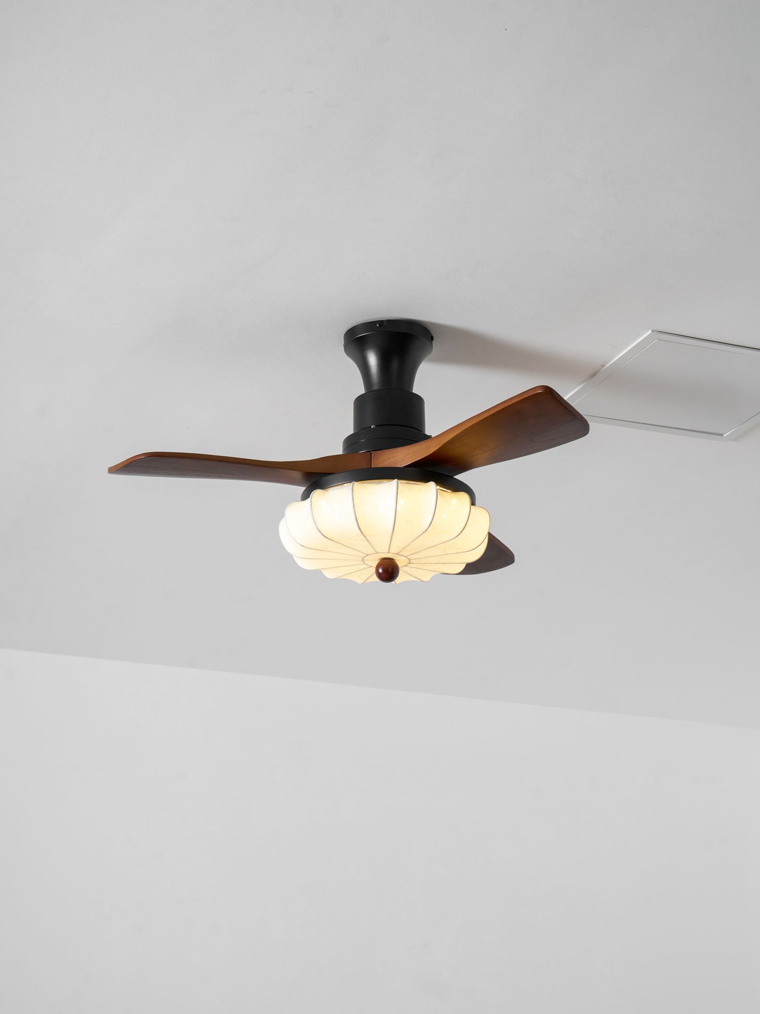 Plafonnier ventilateur moderne Navelo