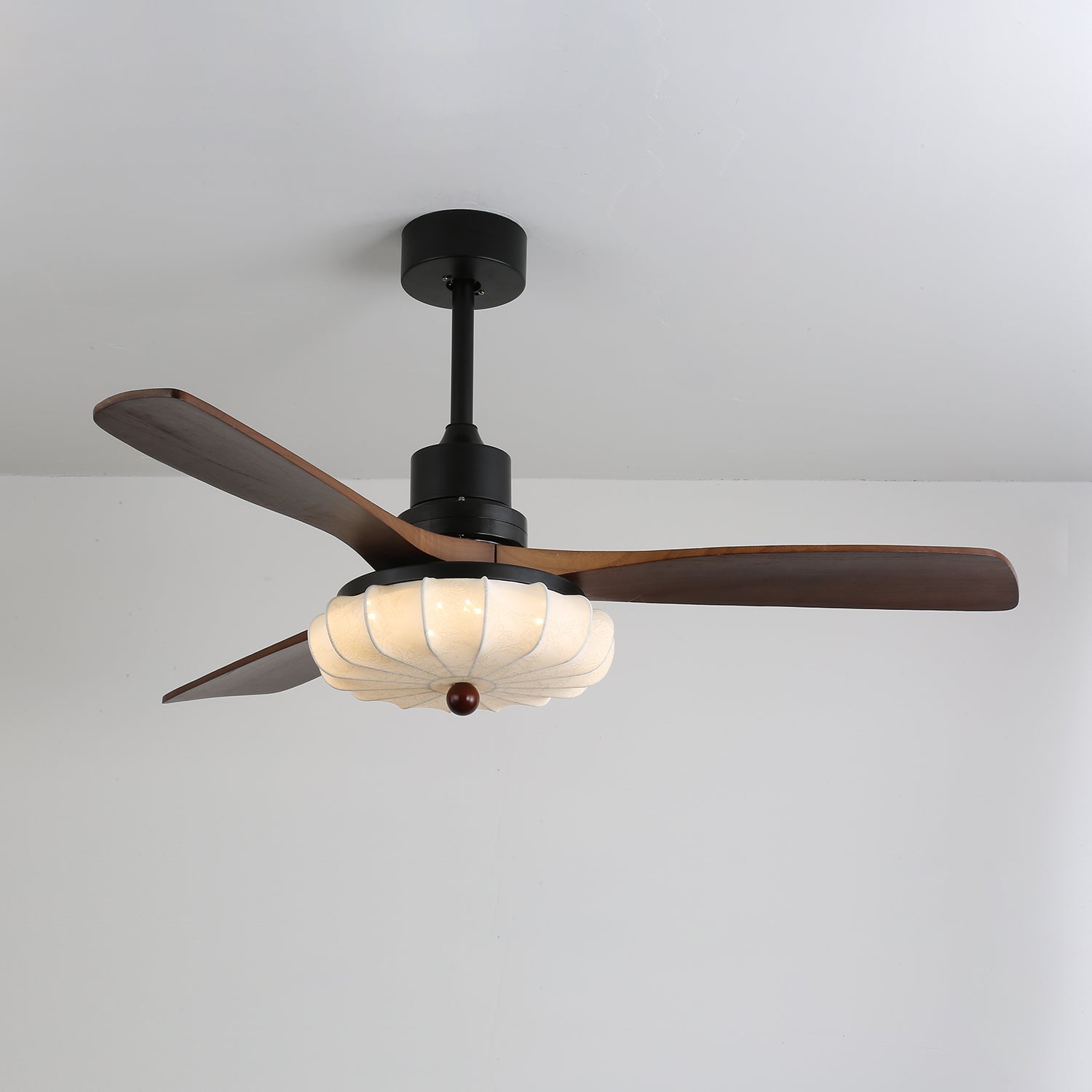 Plafonnier ventilateur moderne Navelo