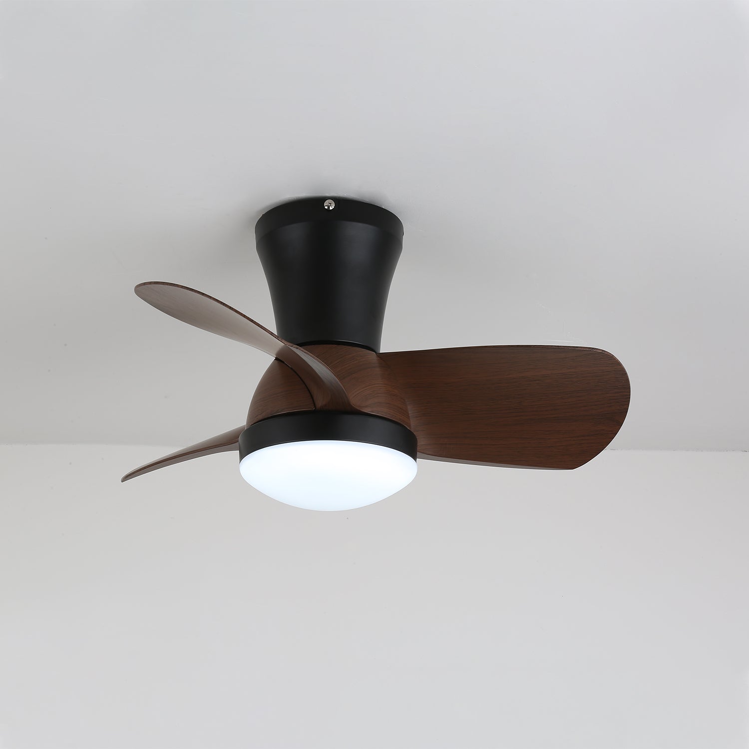 Plafonnier ventilateur moderne Kebeluna